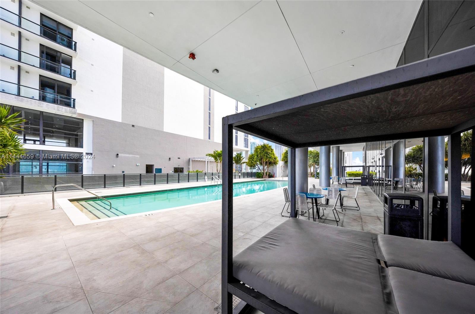 1600 NE 1st Ave # 2318