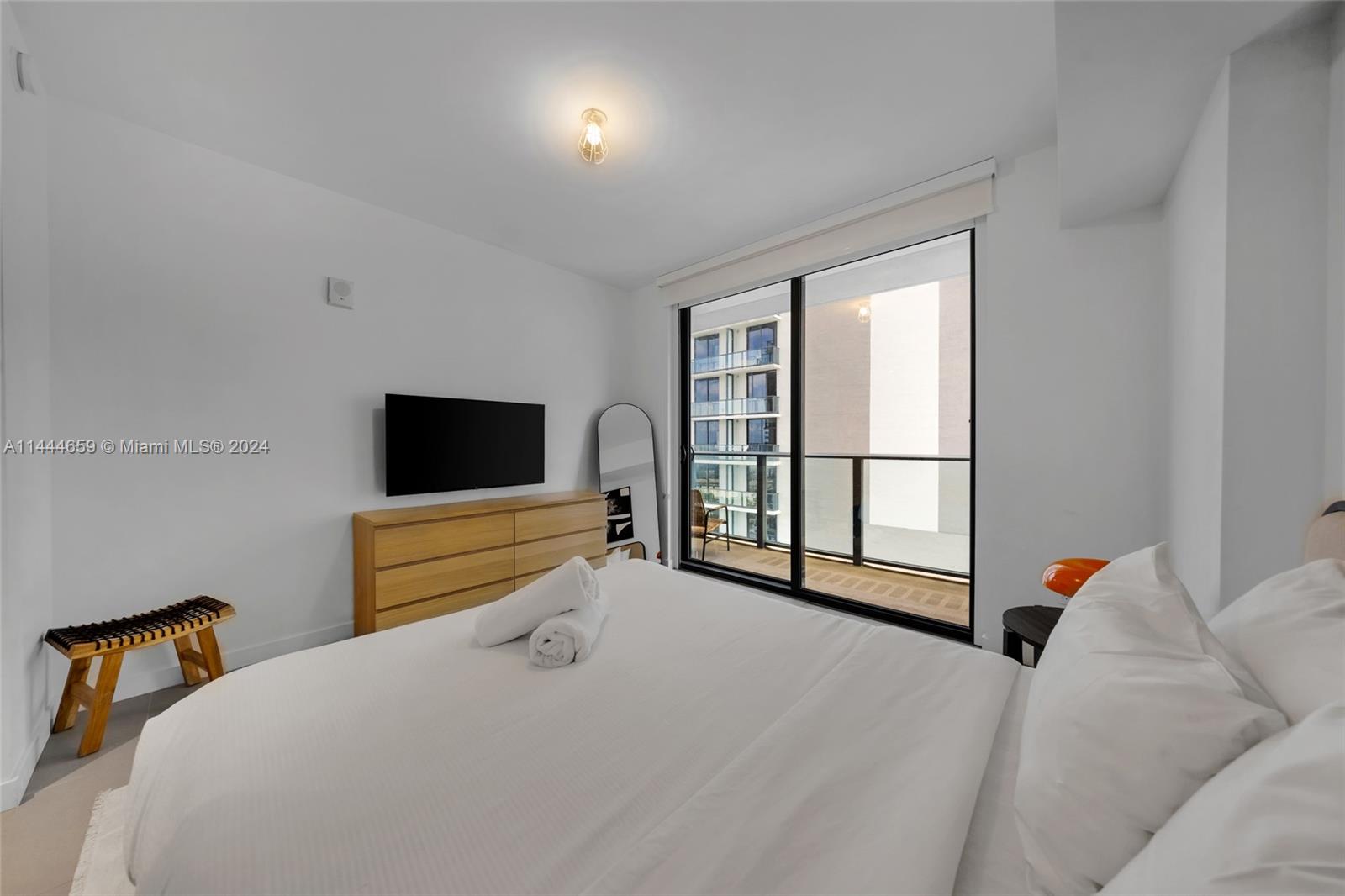 1600 NE 1st Ave # 2318