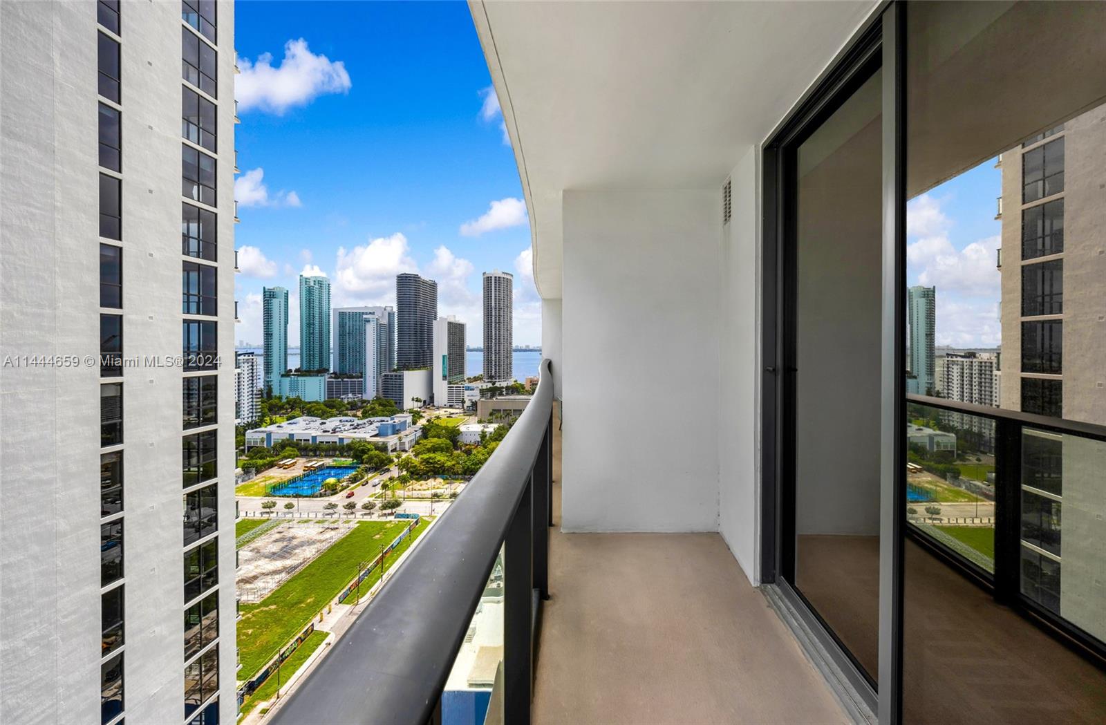 1600 NE 1st Ave # 2318