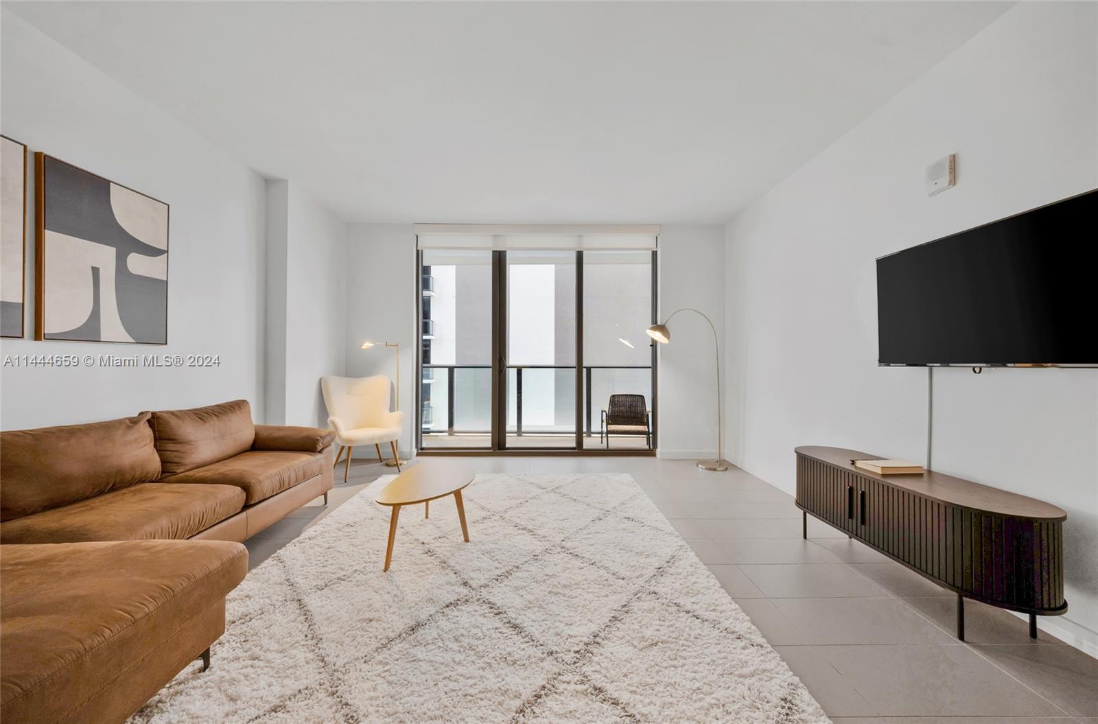 1600 NE 1st Ave # 2318