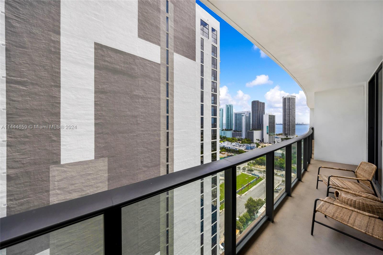 1600 NE 1st Ave # 2318