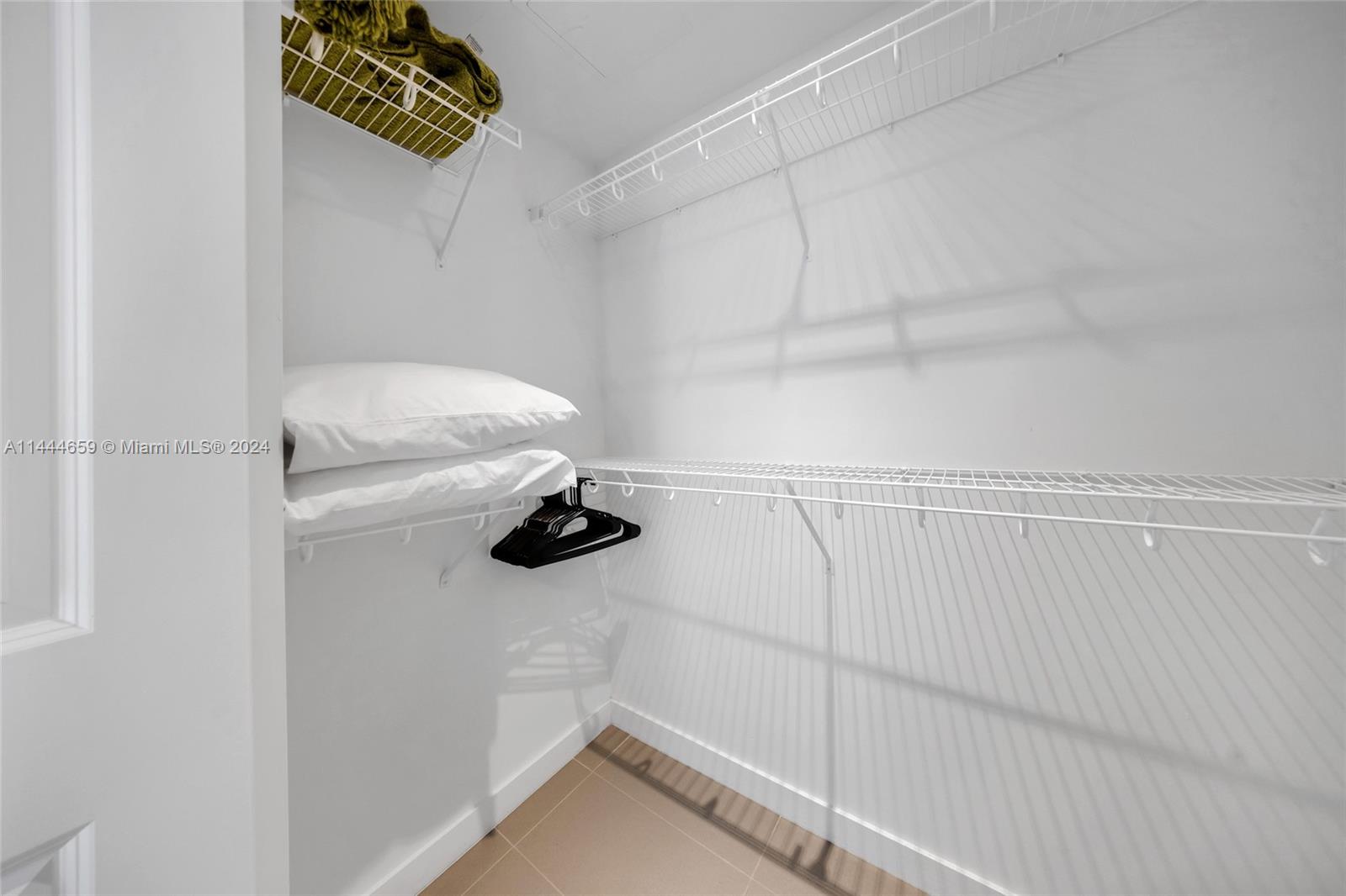 1600 NE 1st Ave # 2318