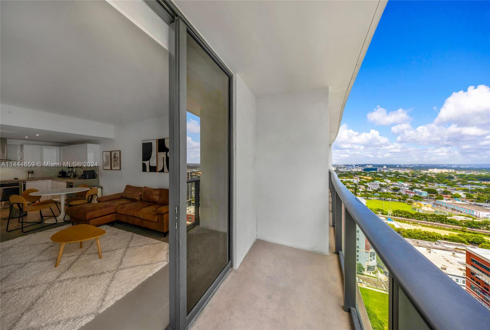 1600 NE 1st Ave # 2318