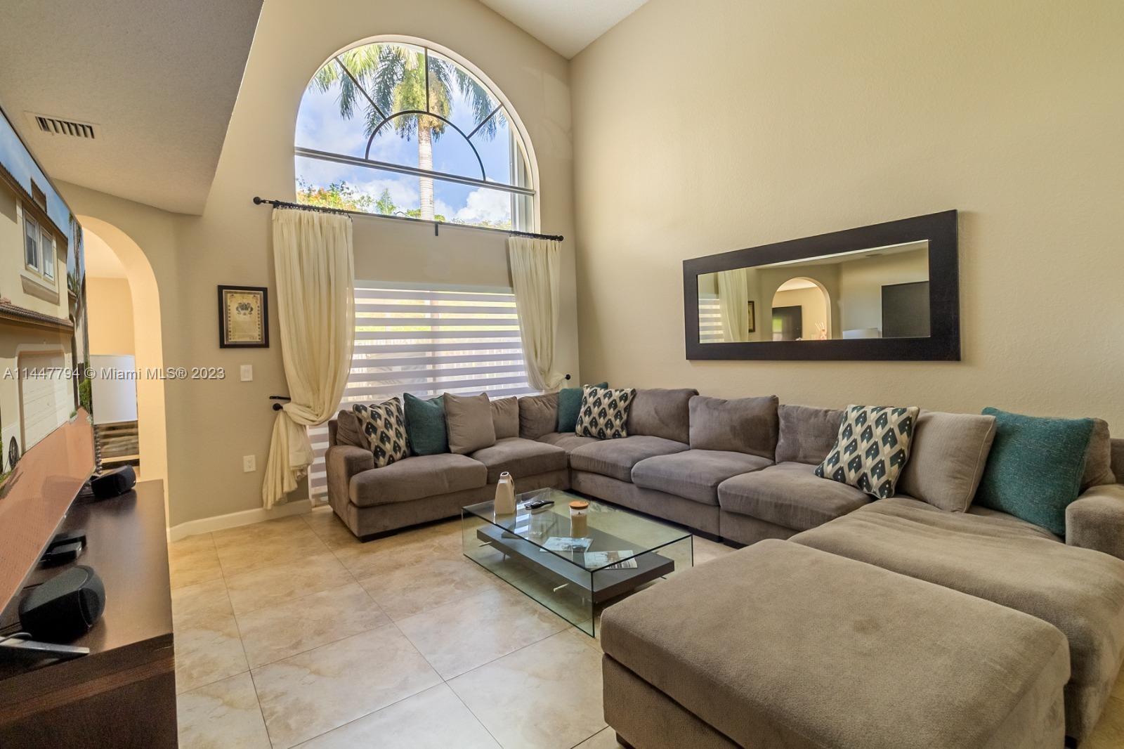5300 NW 113th Pl