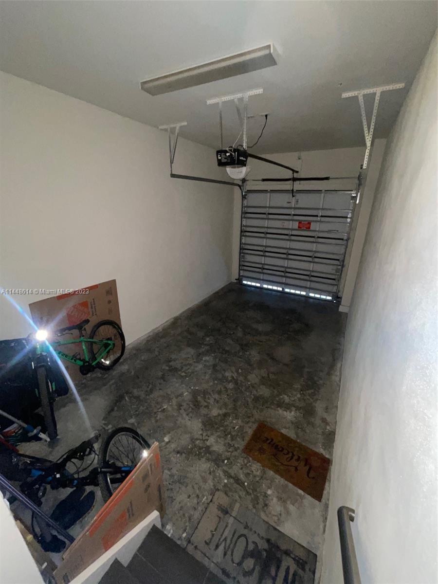 10305 NW 63rd Ter # 210