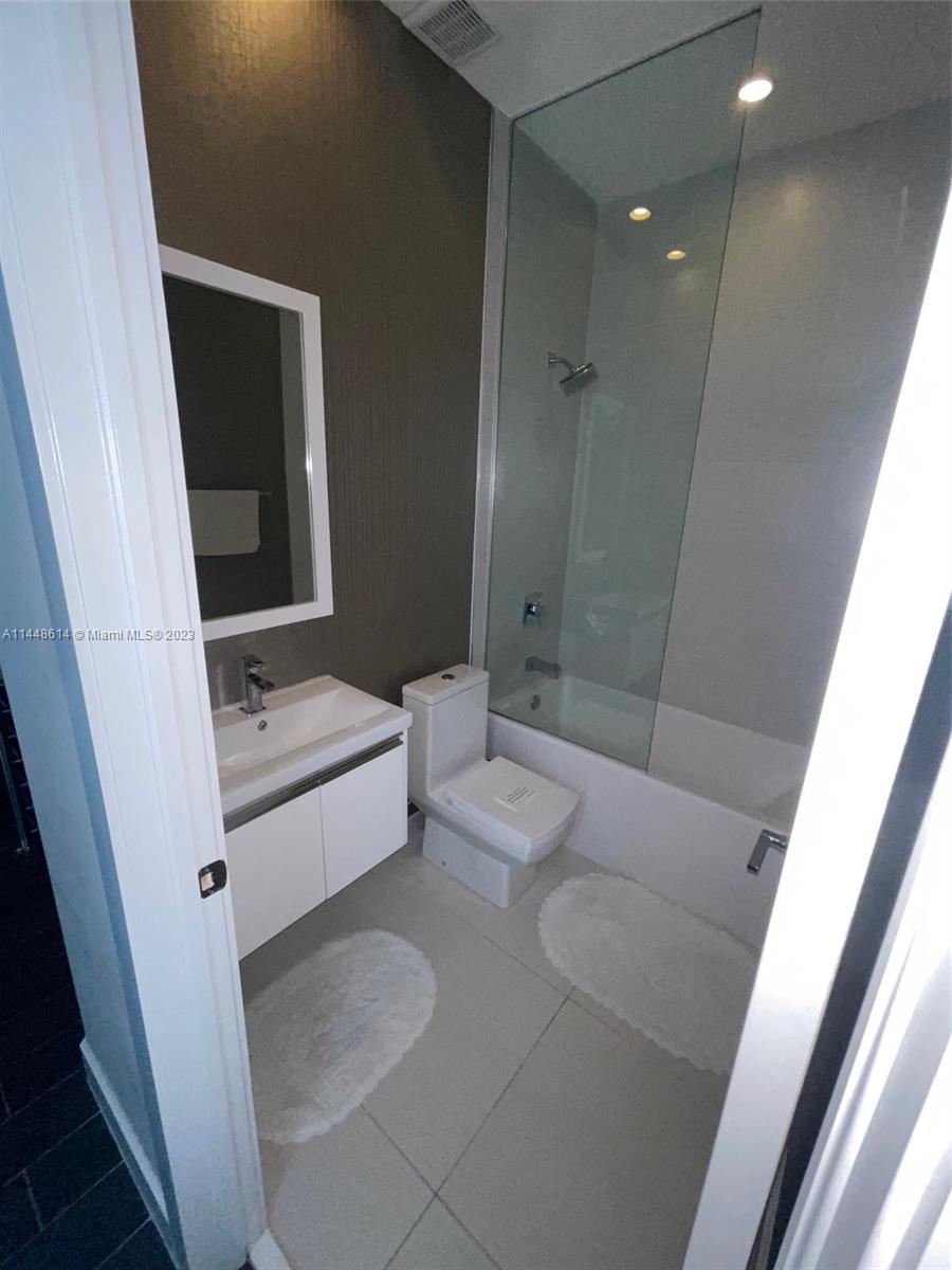 10305 NW 63rd Ter # 210
