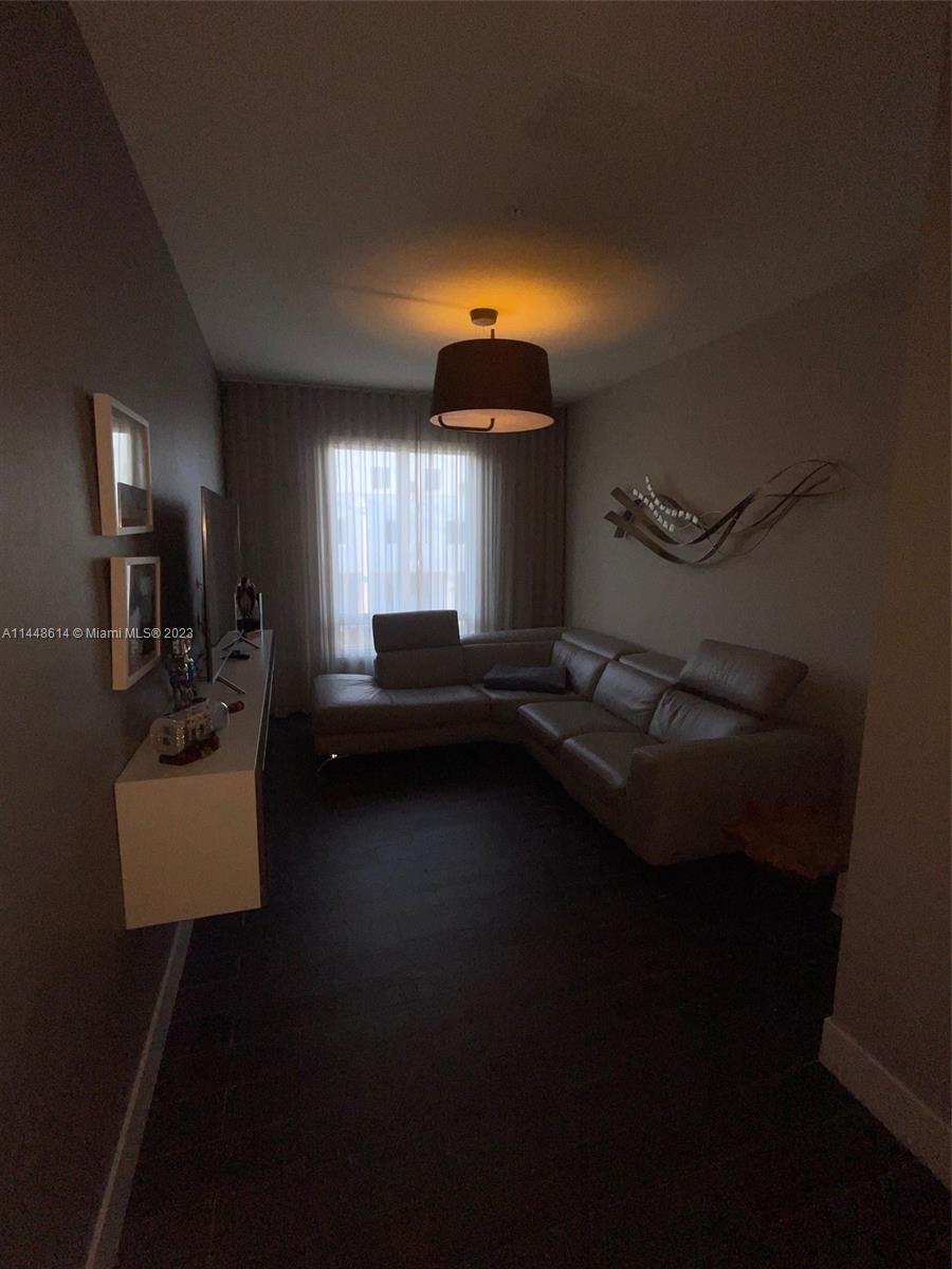10305 NW 63rd Ter # 210