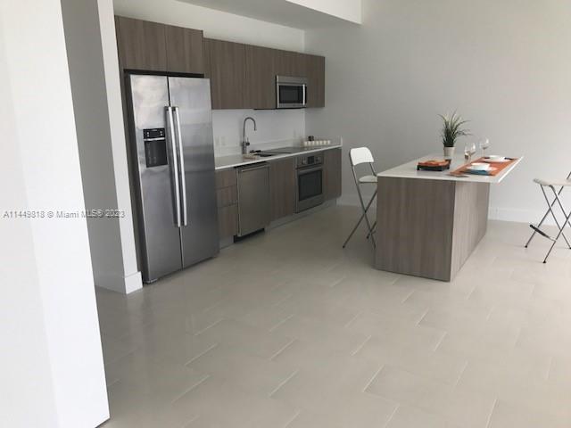 201 SW 17th. Rd # 907