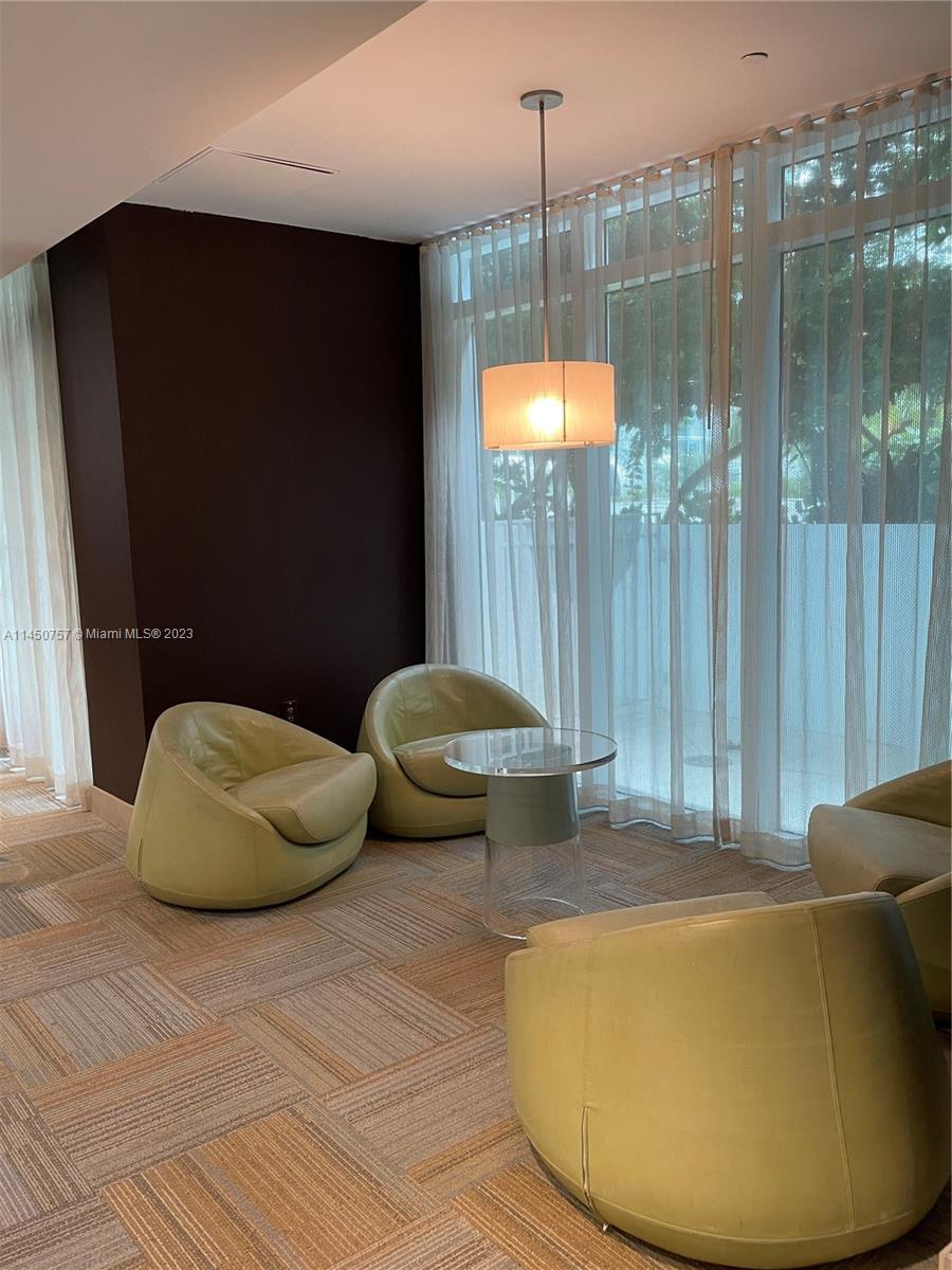 951 Brickell Ave # 3011