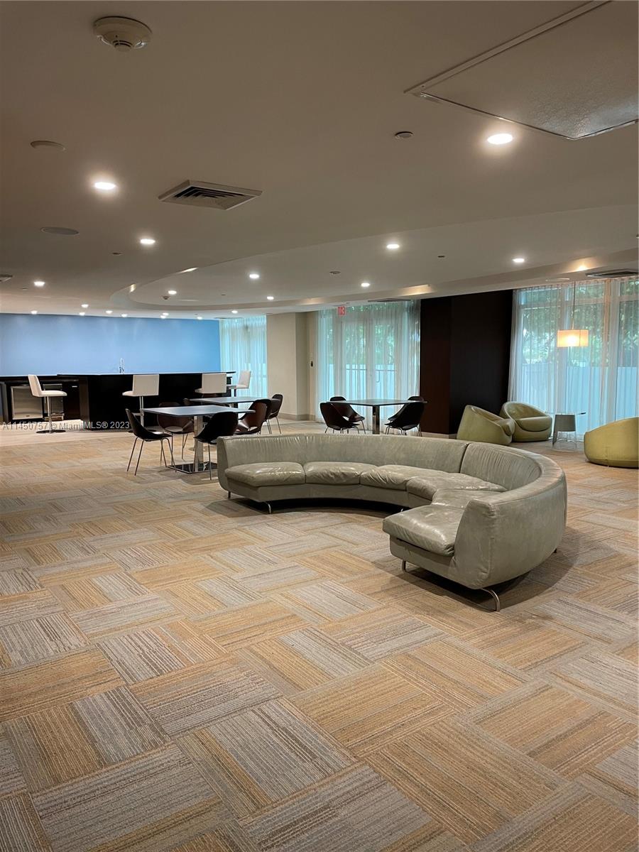 951 Brickell Ave # 3011