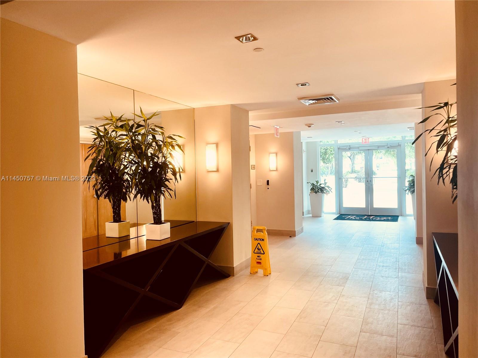 951 Brickell Ave # 3011
