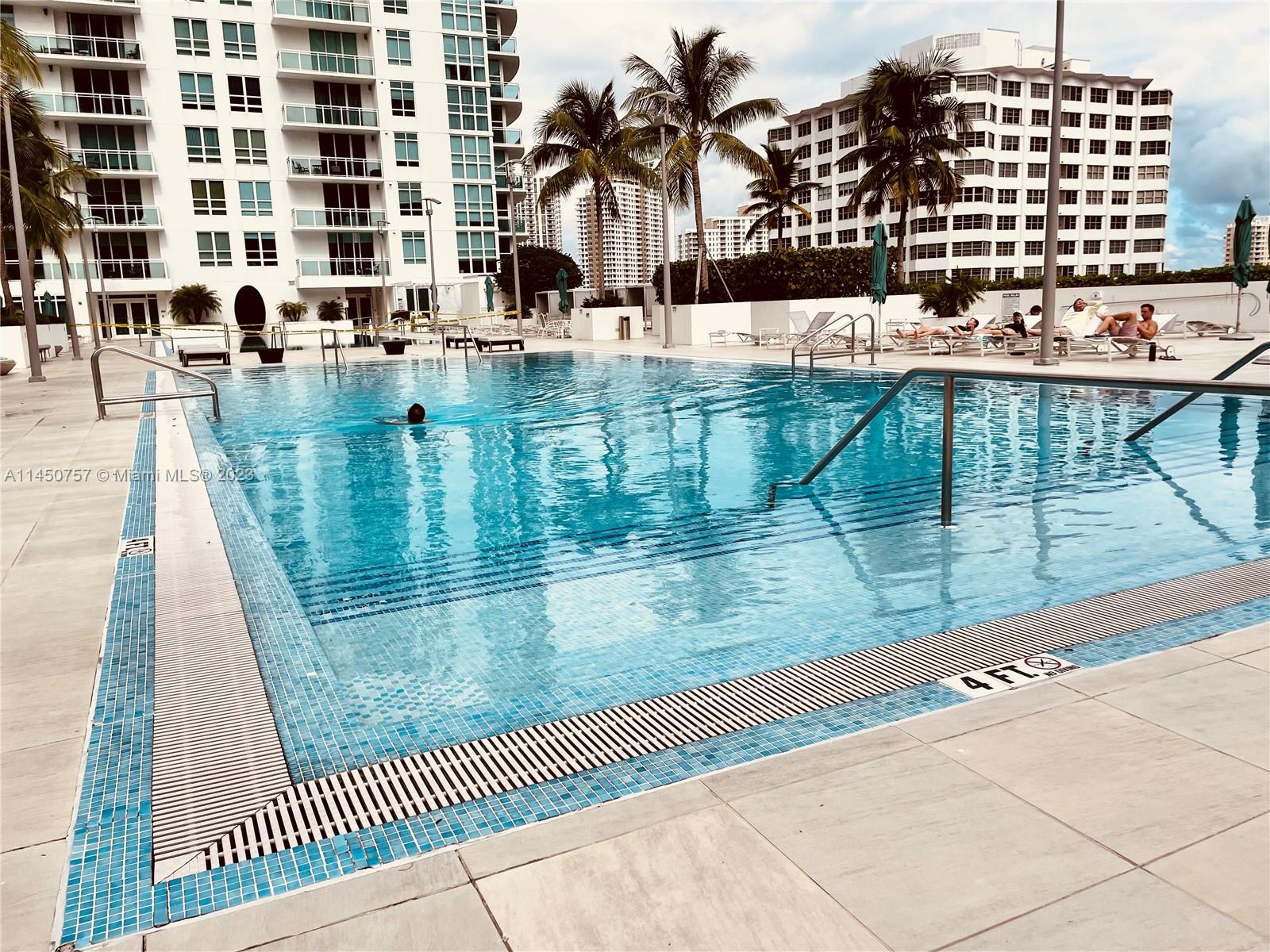 951 Brickell Ave # 3011