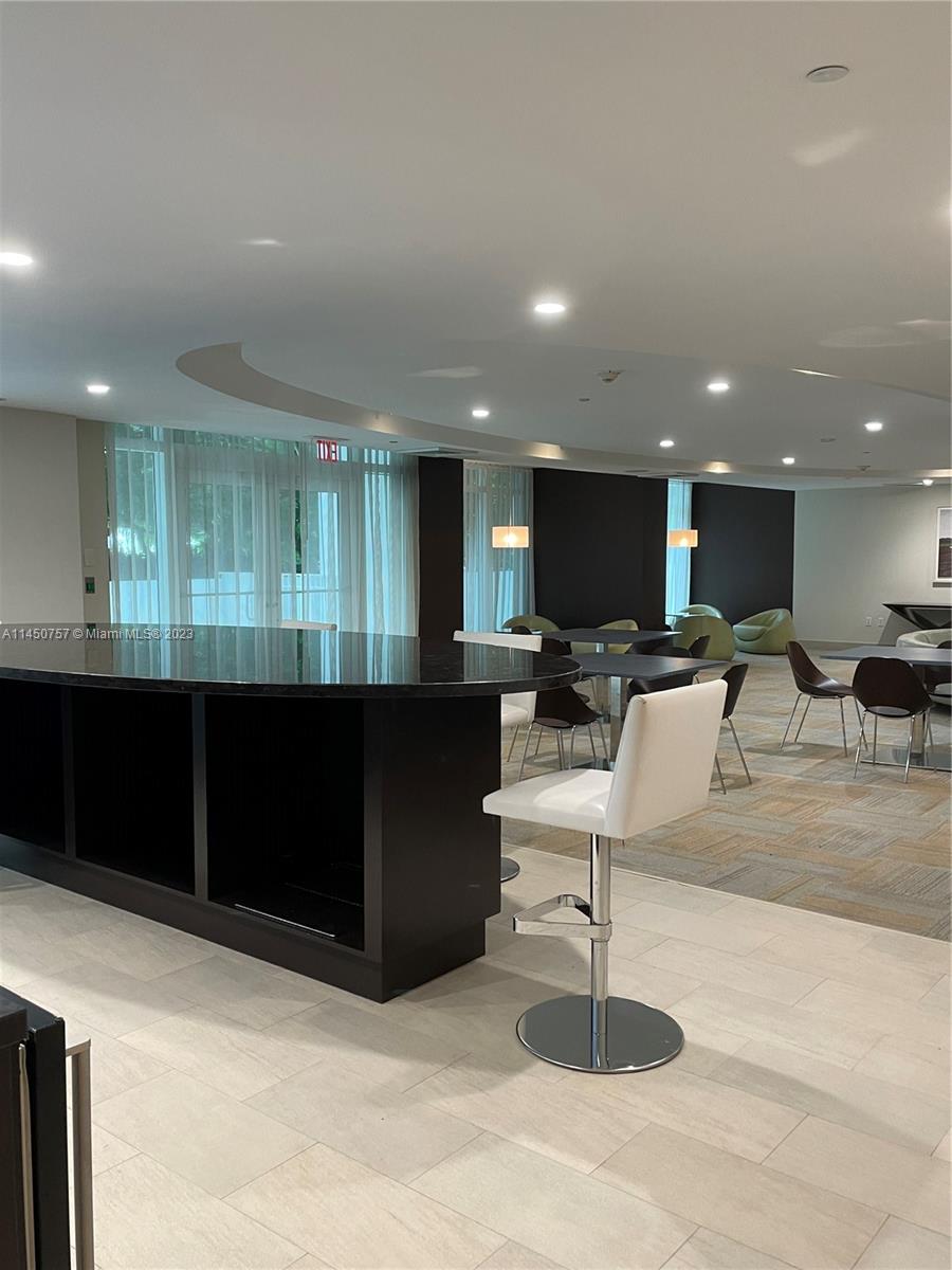 951 Brickell Ave # 3011