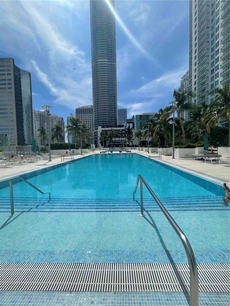 951 Brickell Ave # 3011