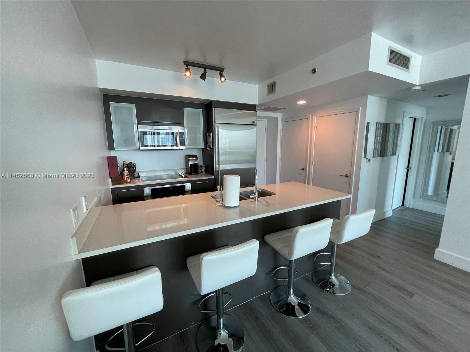 55 SE 6th St # 2104