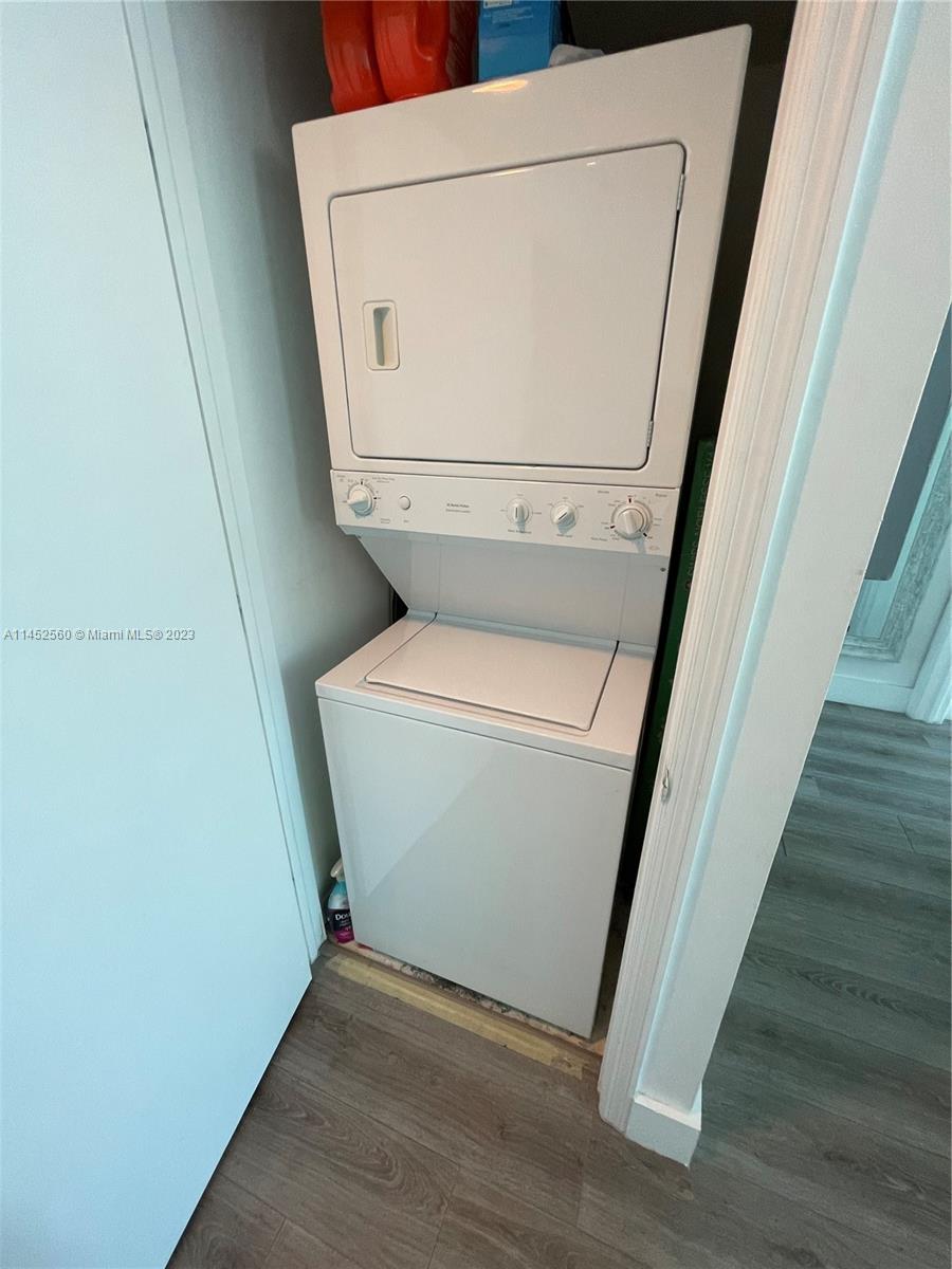 55 SE 6th St # 2104