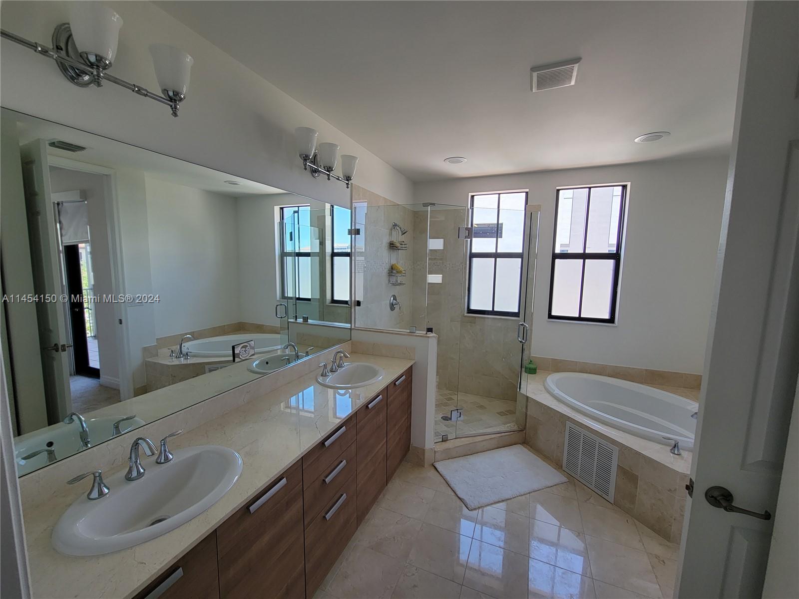 8450 NW 52nd St
