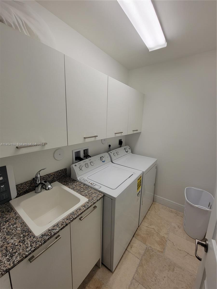 8450 NW 52nd St
