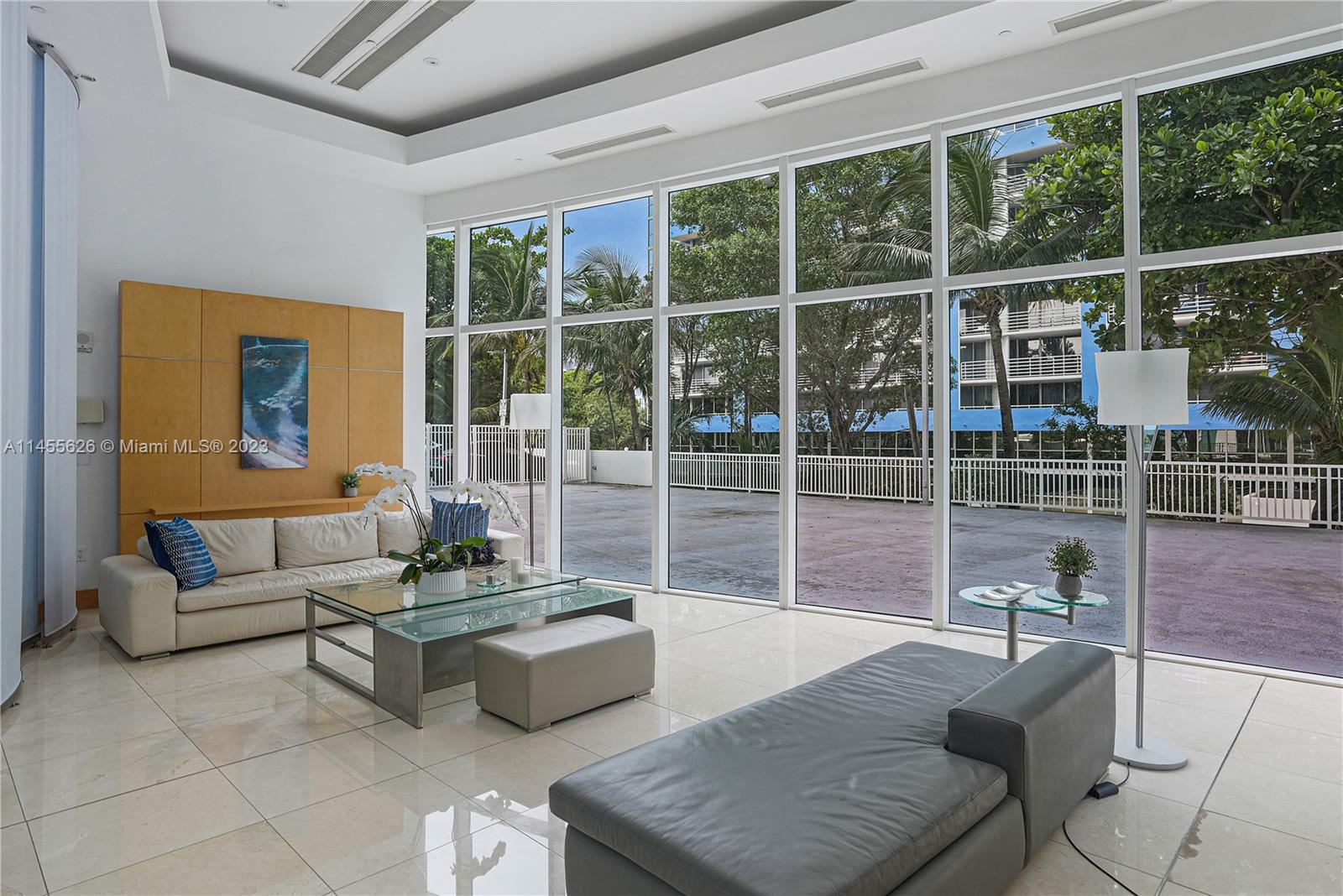 2101 Brickell Ave # 2011