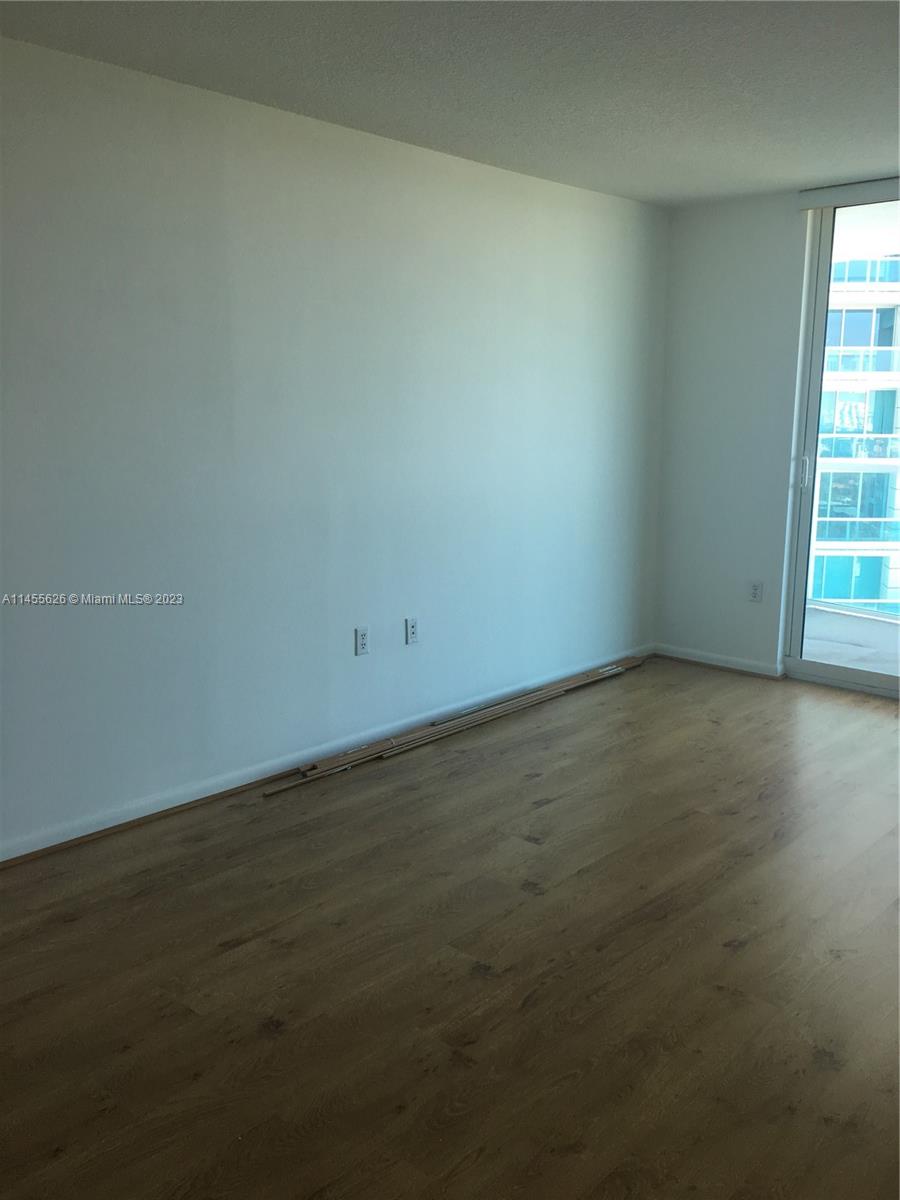 2101 Brickell Ave # 2011
