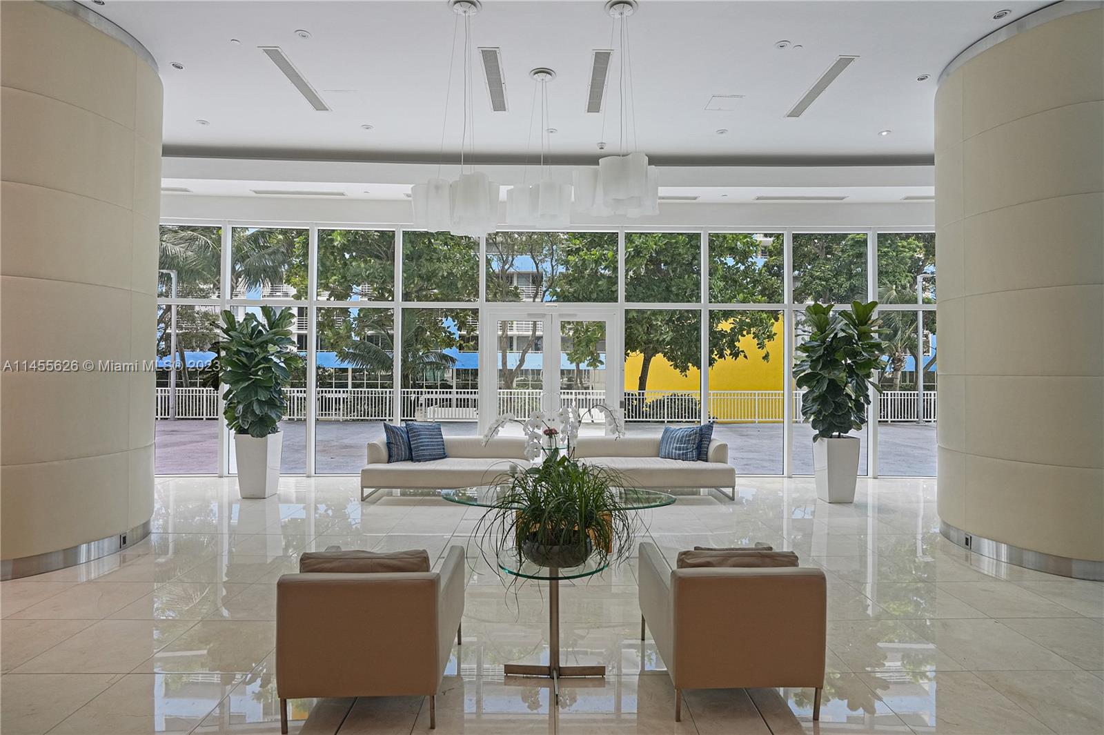 2101 Brickell Ave # 2011