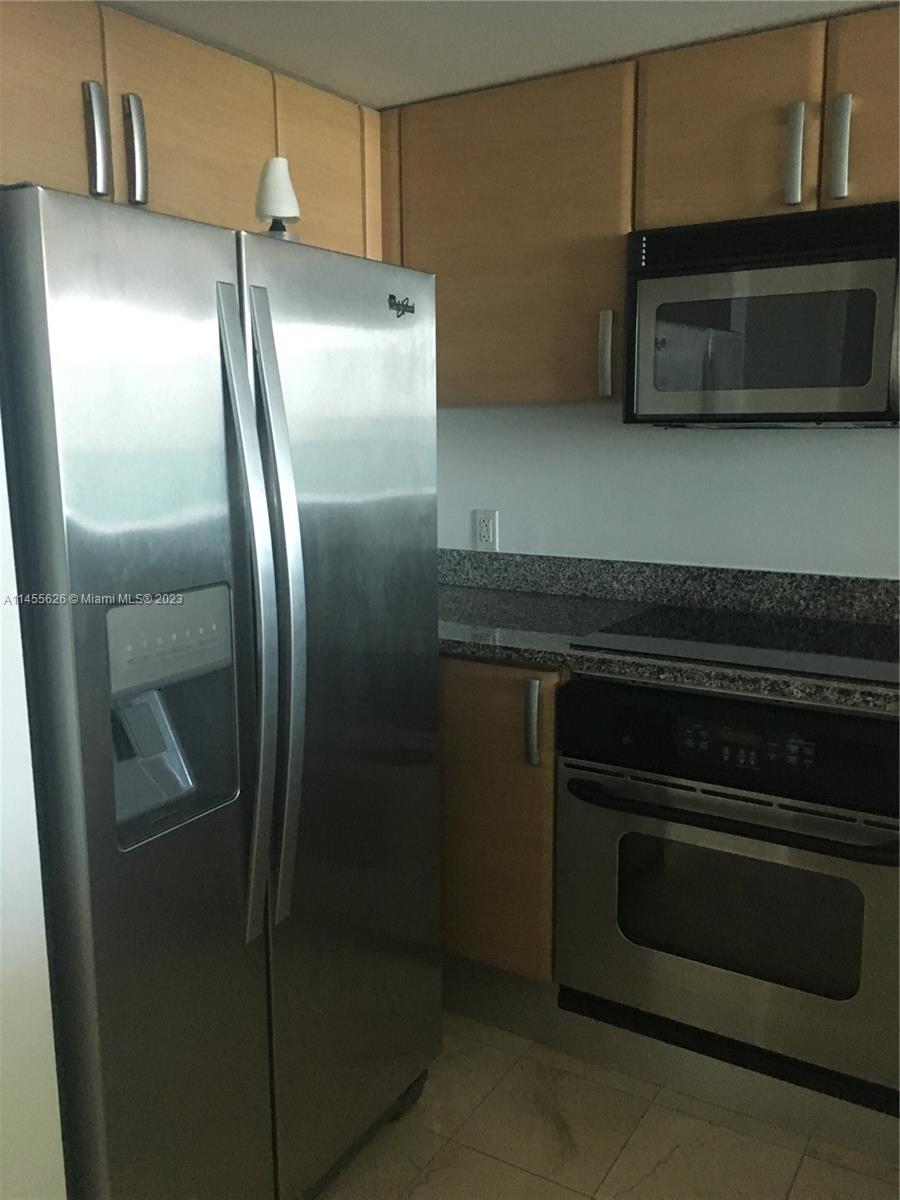 2101 Brickell Ave # 2011