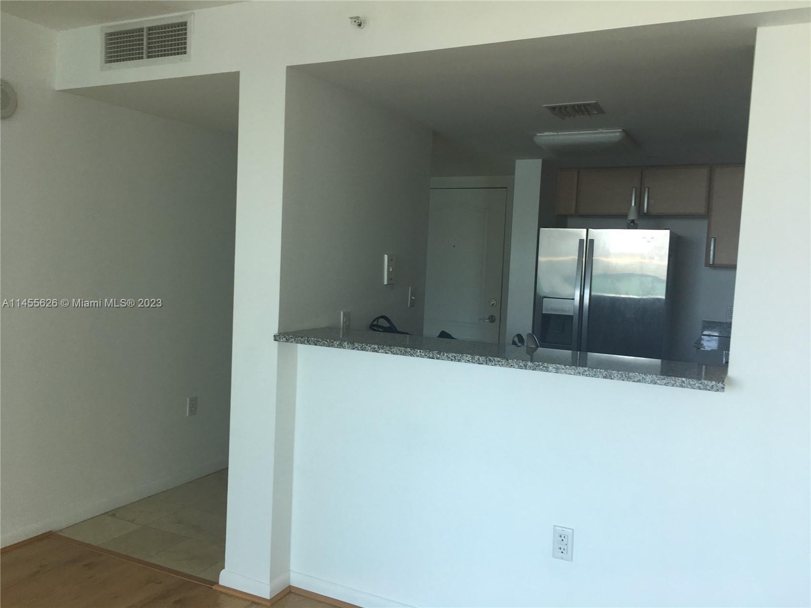 2101 Brickell Ave # 2011
