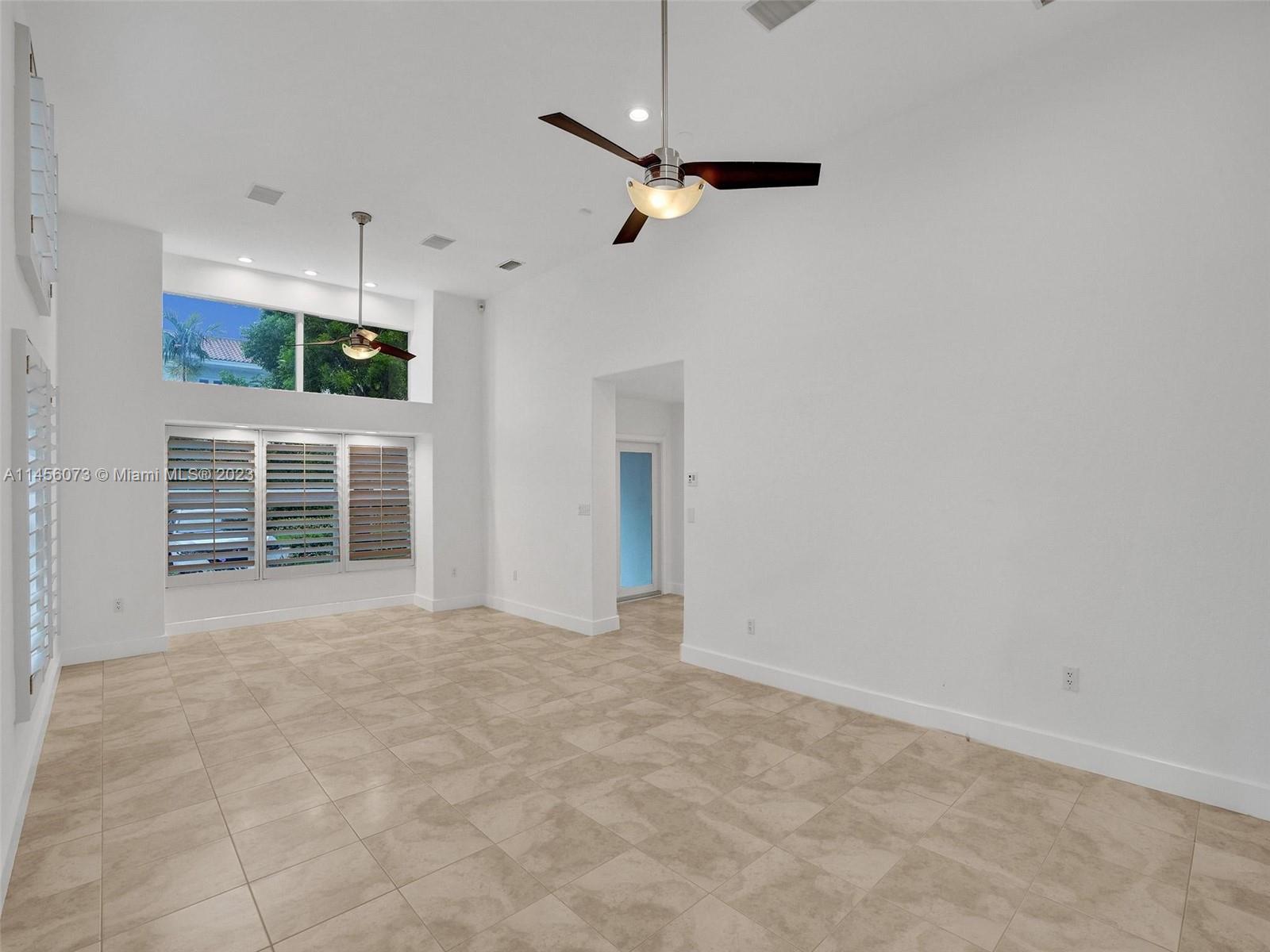 228 Westwood Dr