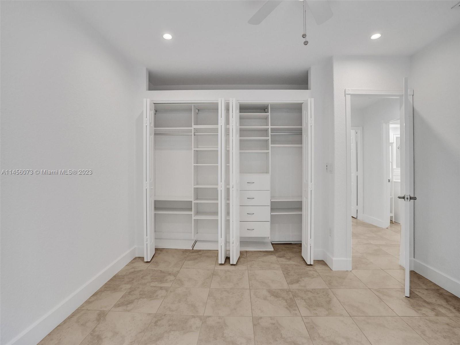 228 Westwood Dr