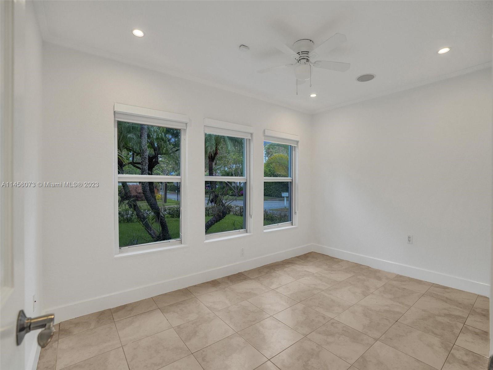 228 Westwood Dr