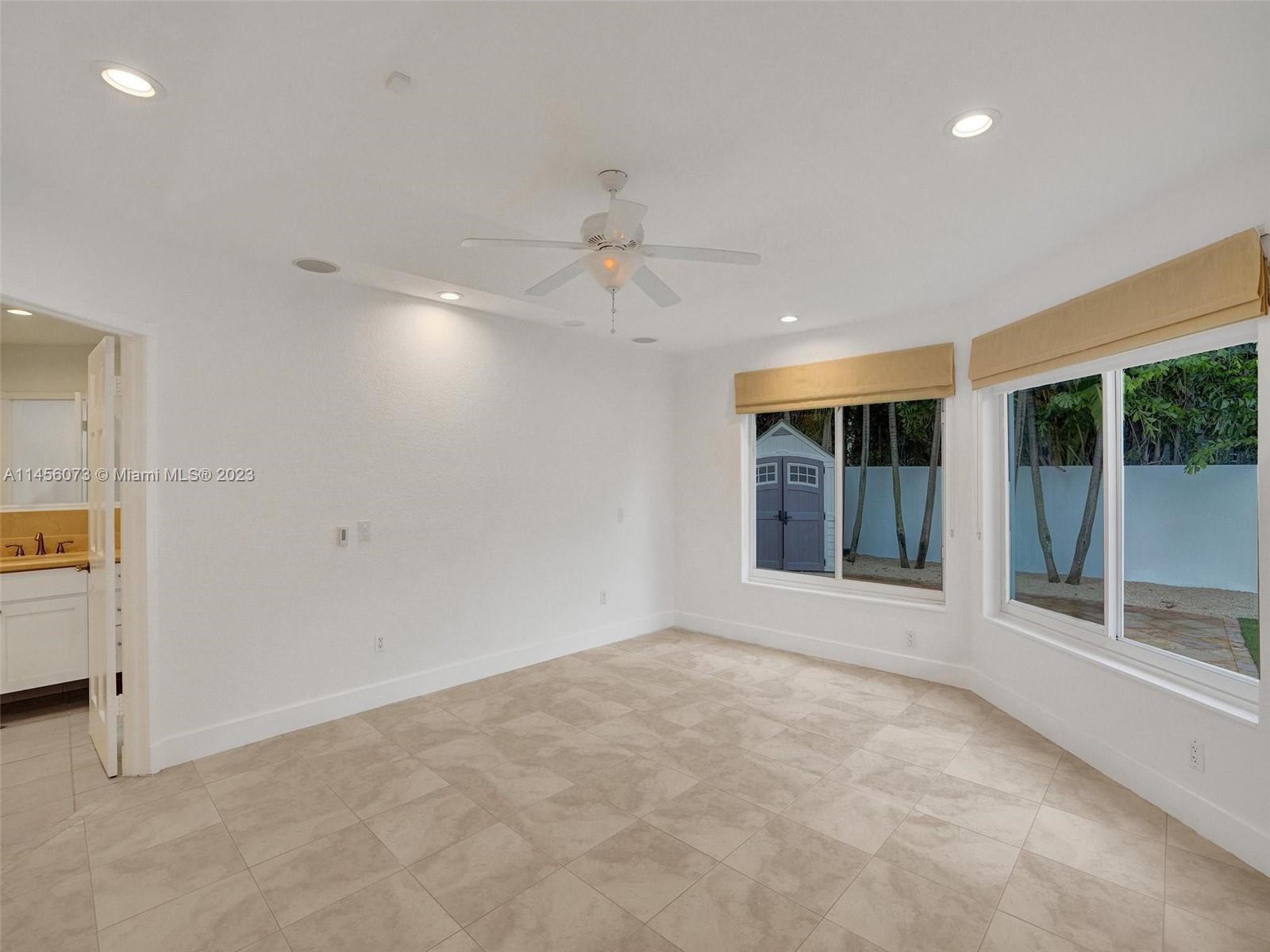 228 Westwood Dr