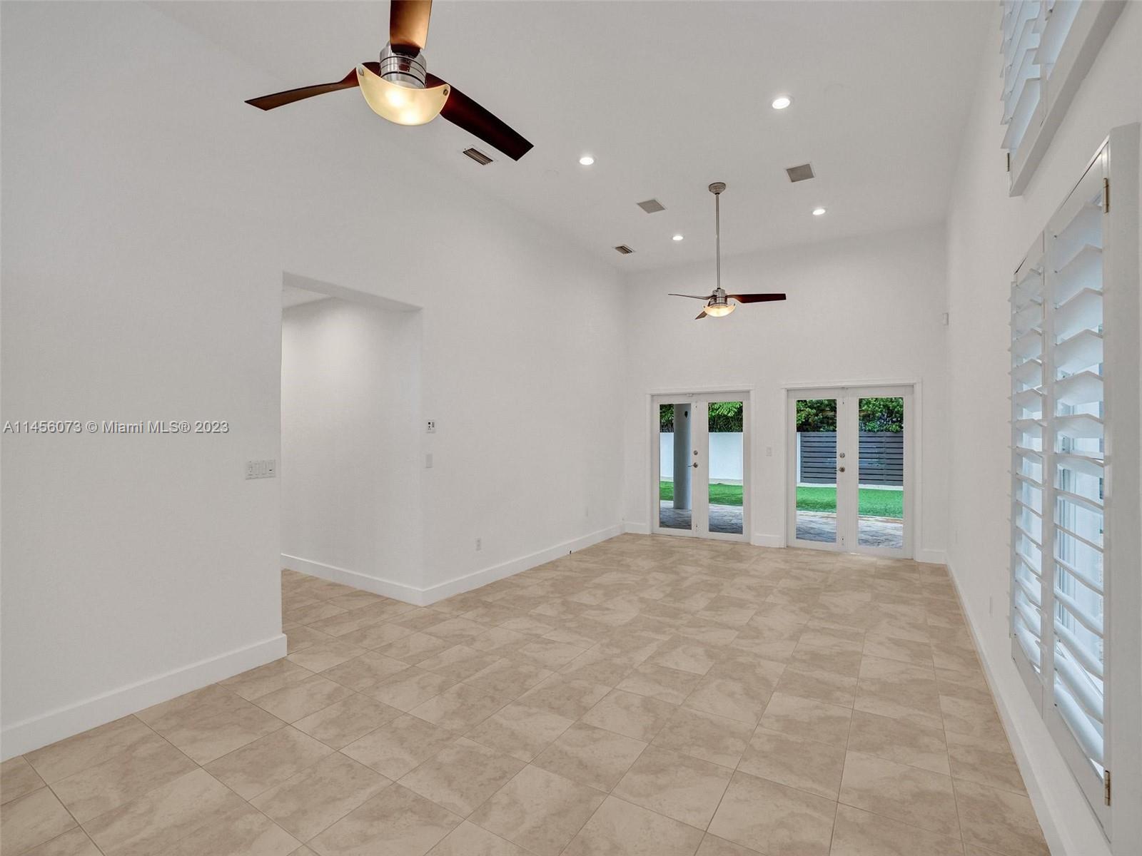 228 Westwood Dr