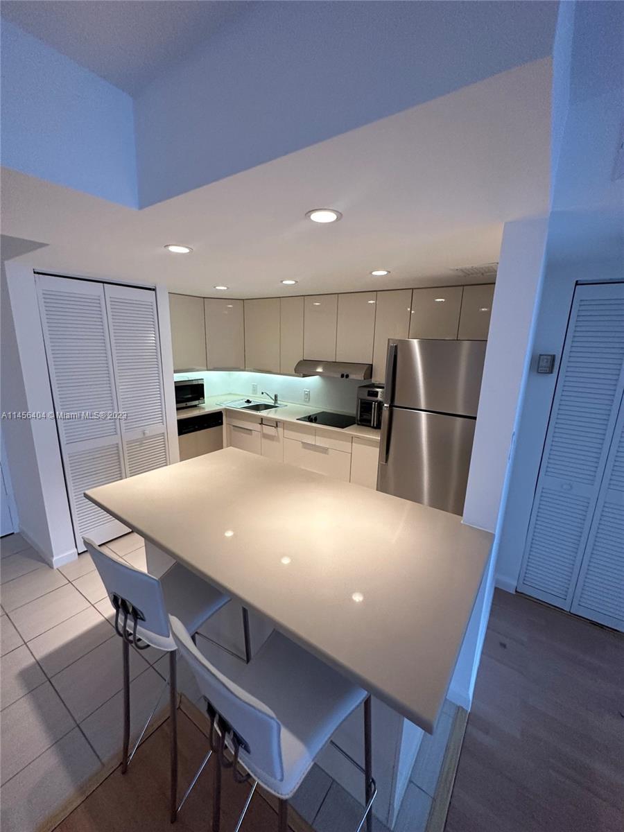 200 SE 15th Rd # 17E