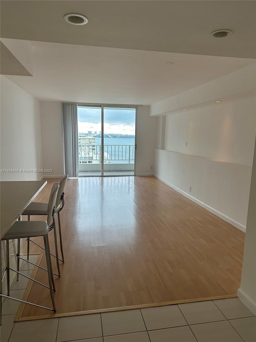 200 SE 15th Rd # 17E