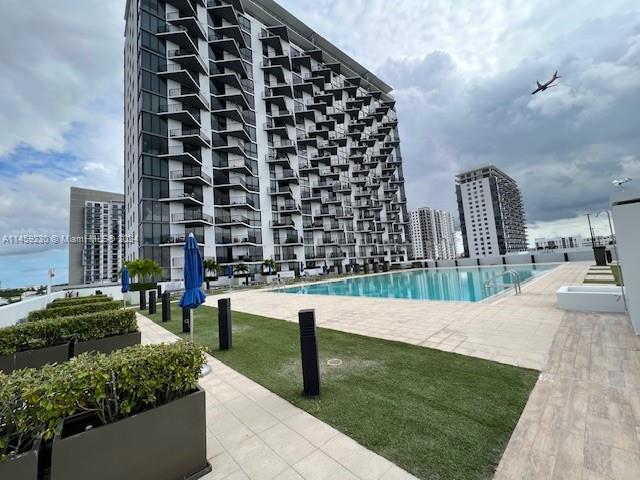 5300 Paseo Blvd # 607