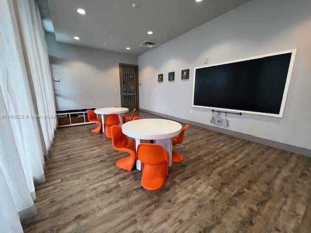 5300 Paseo Blvd # 607