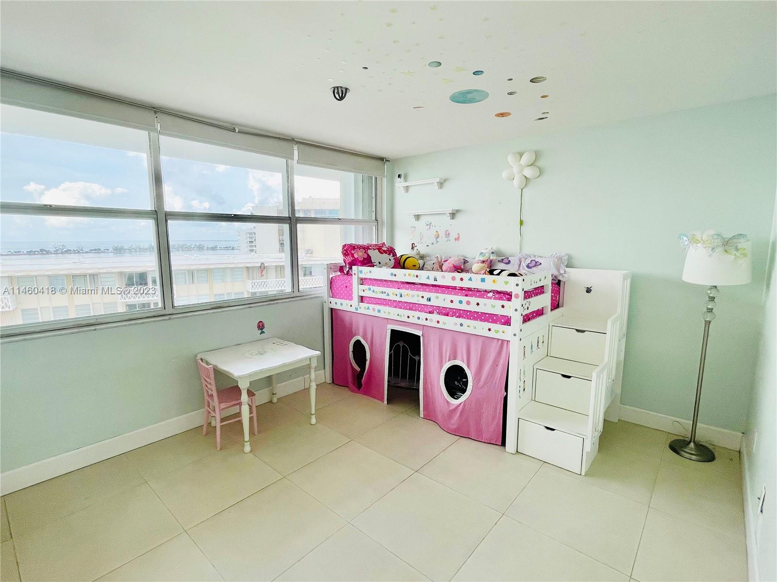 1420 Brickell Bay Dr # 1603A