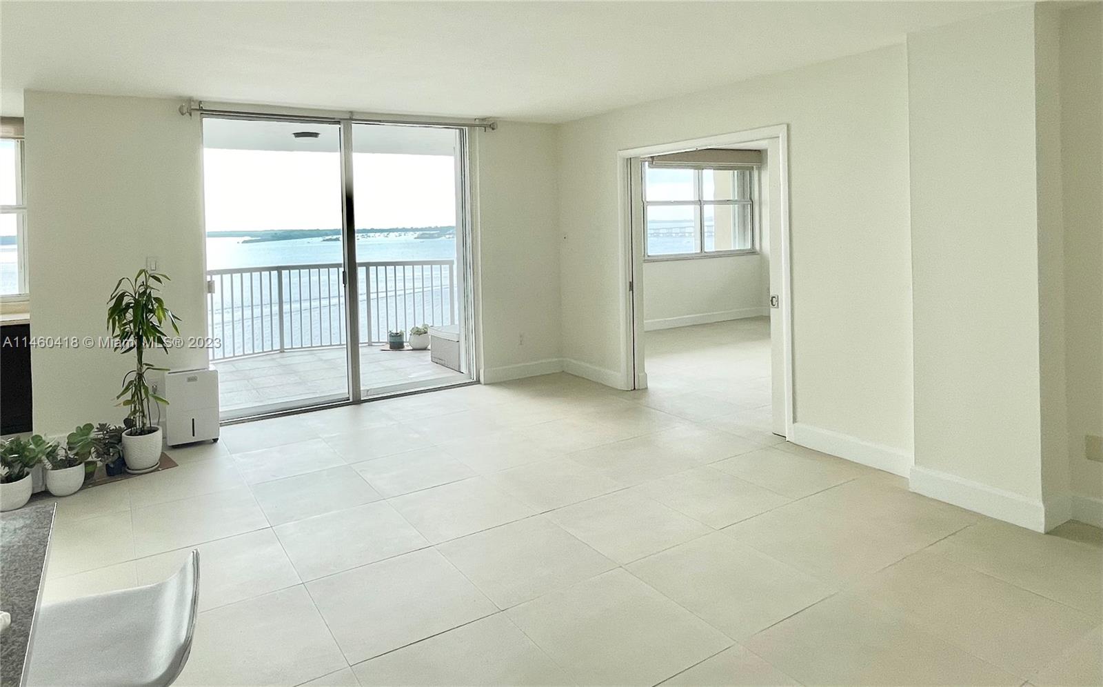 1420 Brickell Bay Dr # 1603A
