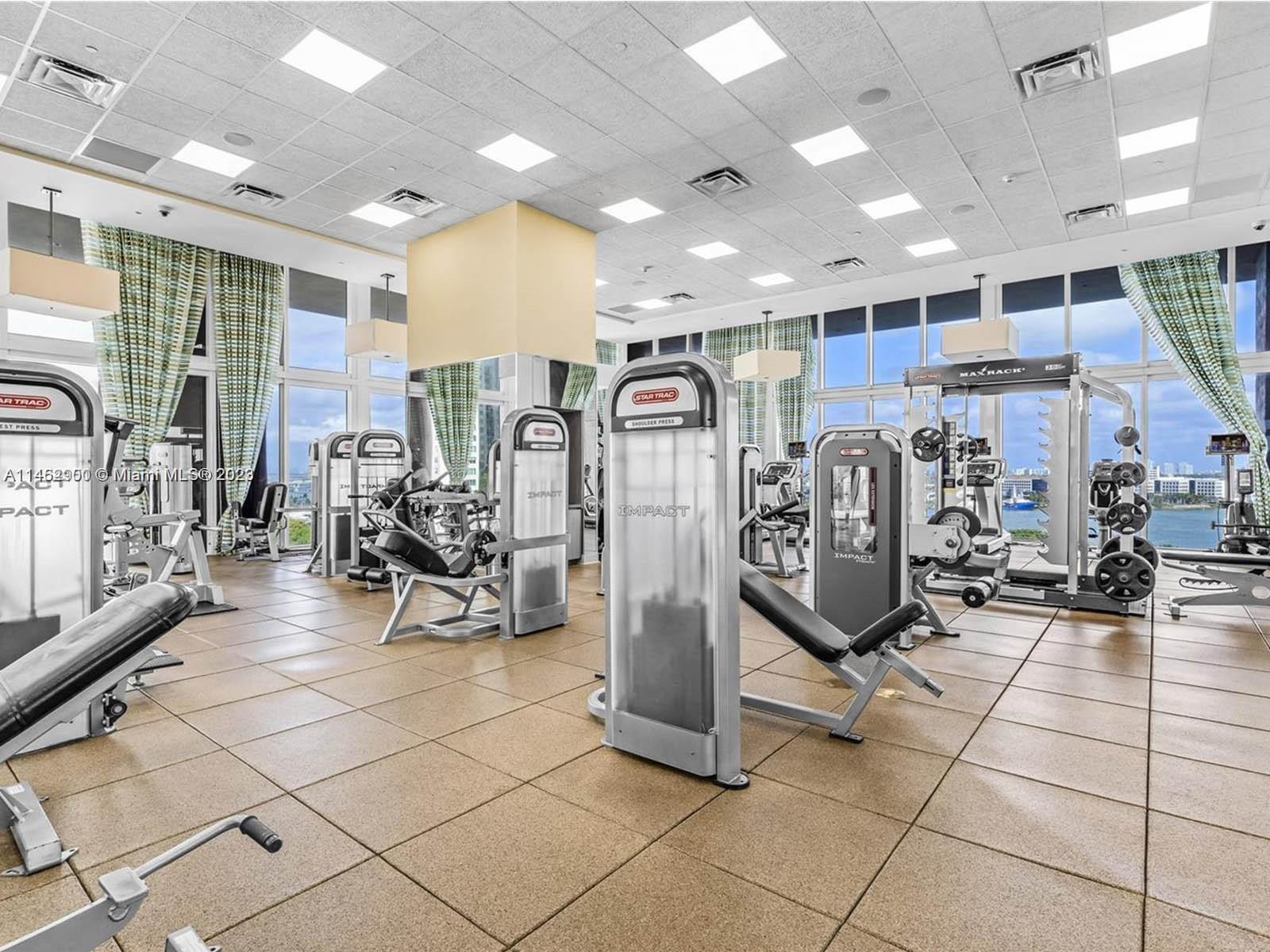 50 Biscayne Blvd # 3107