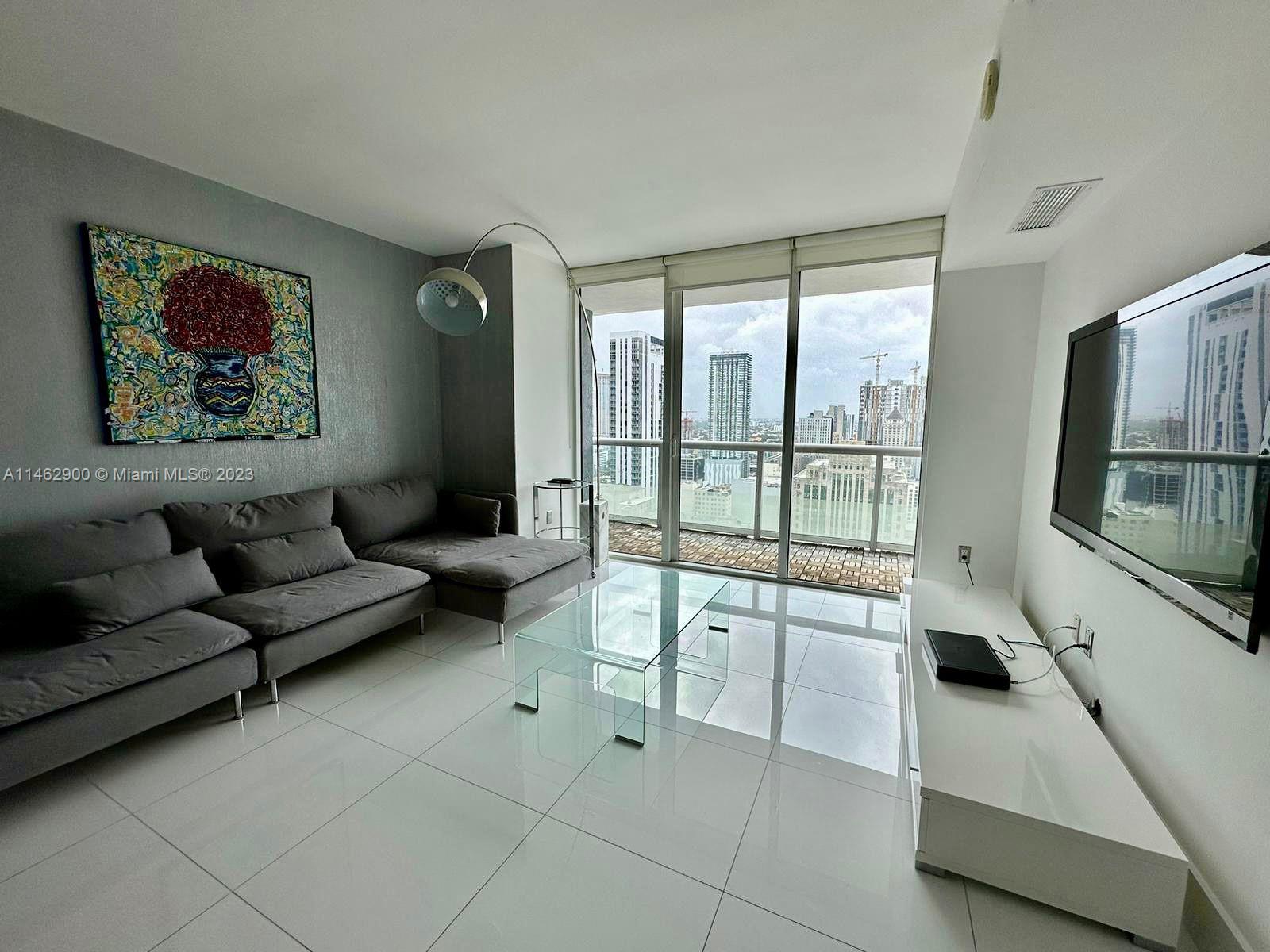 50 Biscayne Blvd # 3107