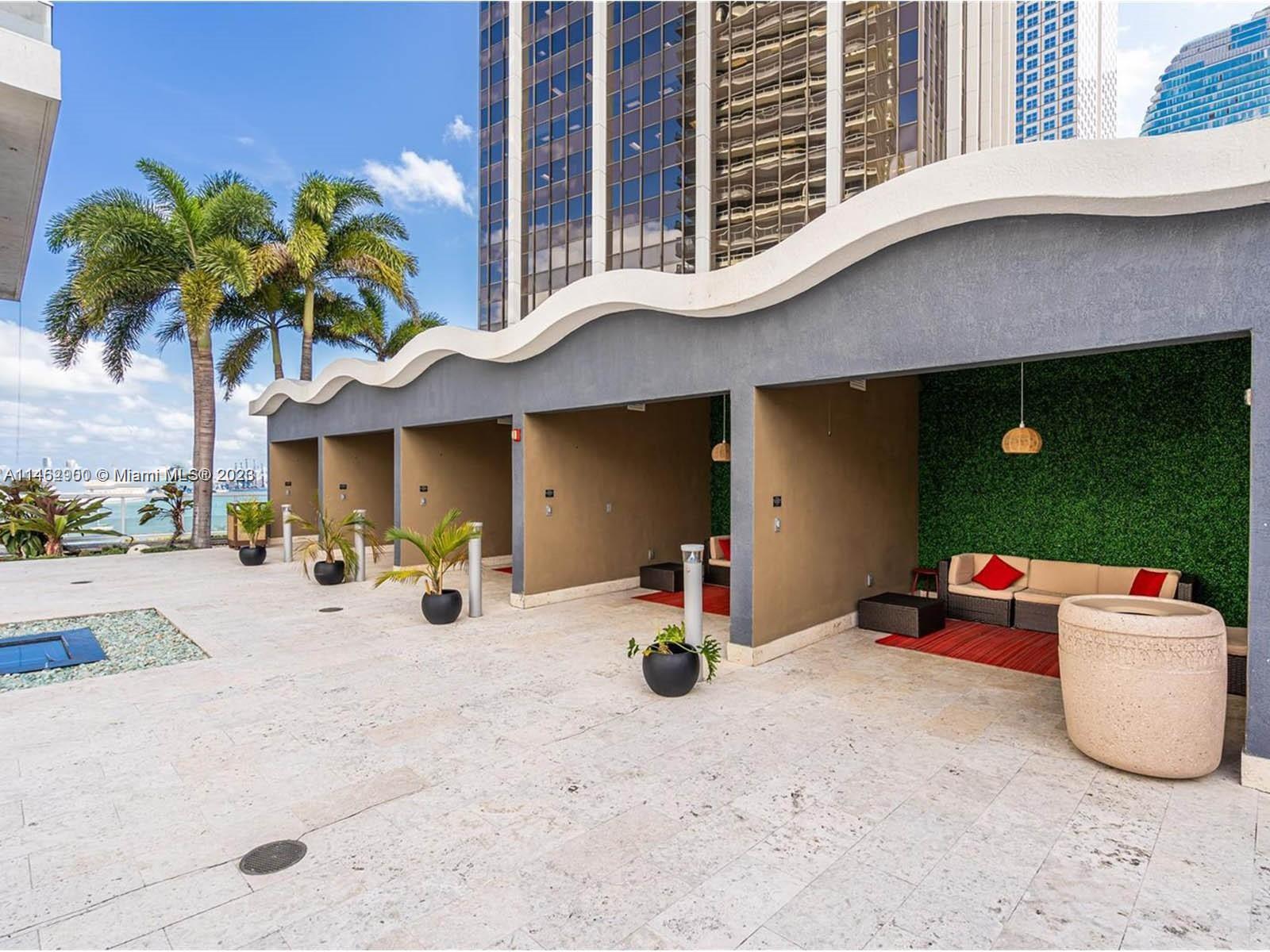 50 Biscayne Blvd # 3107