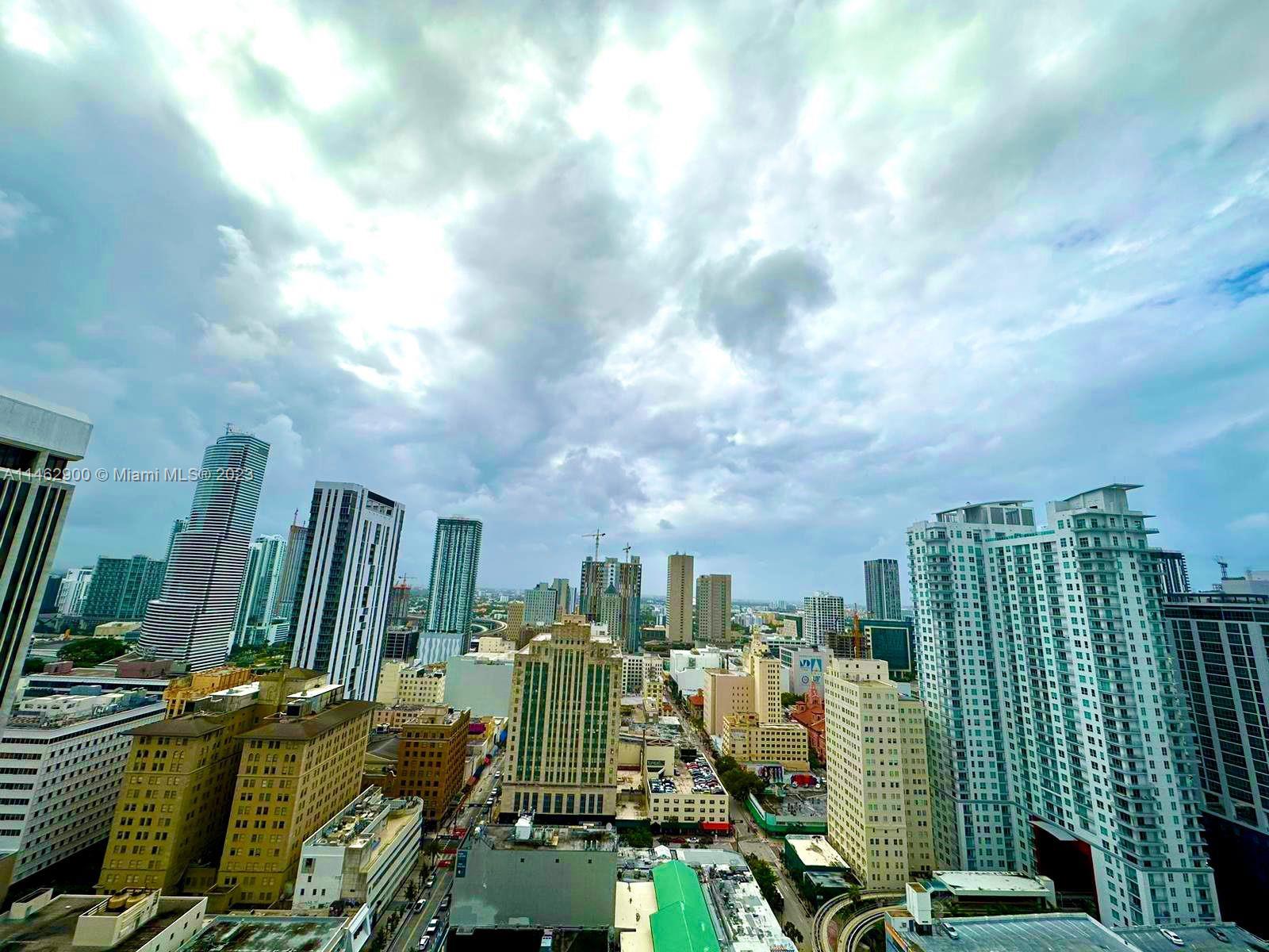 50 Biscayne Blvd # 3107