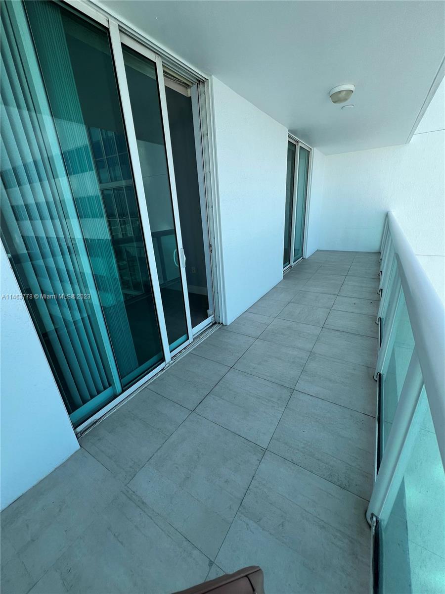 1800 N Bayshore Dr # 3502