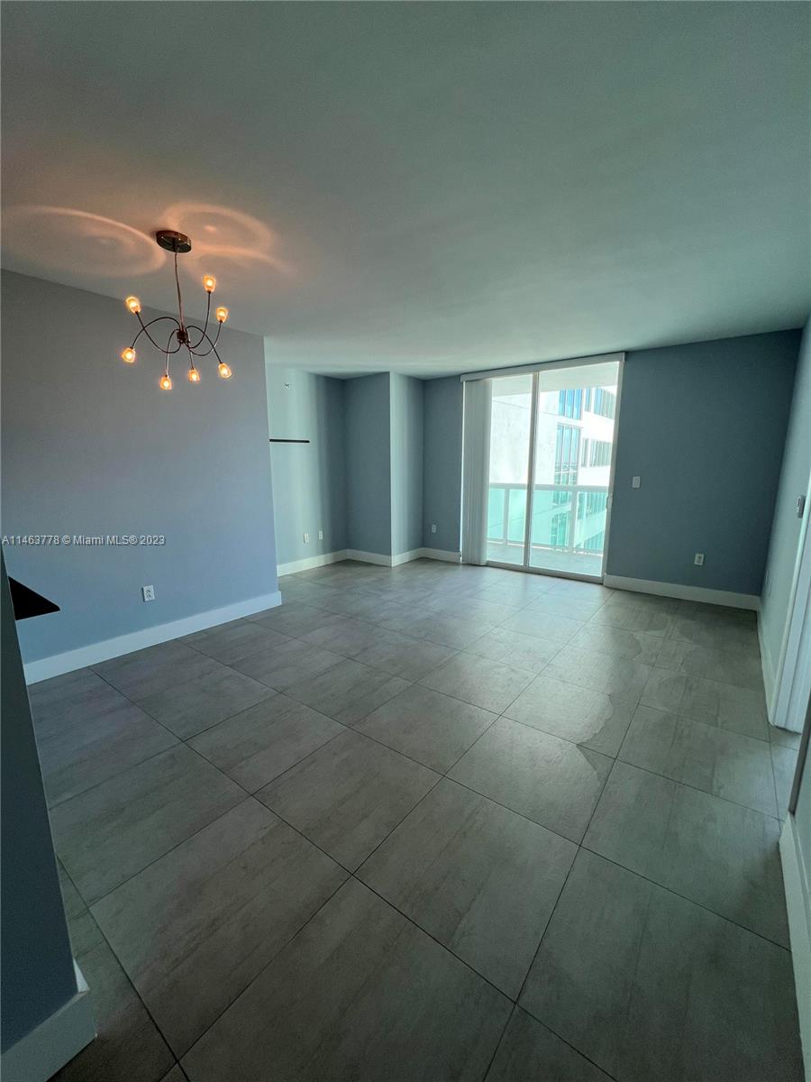 1800 N Bayshore Dr # 3502