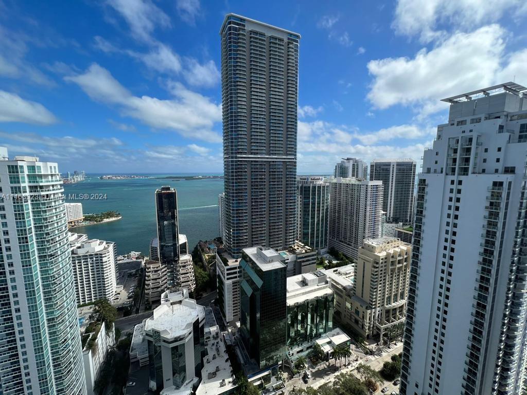 1010 Brickell Ave # 4401