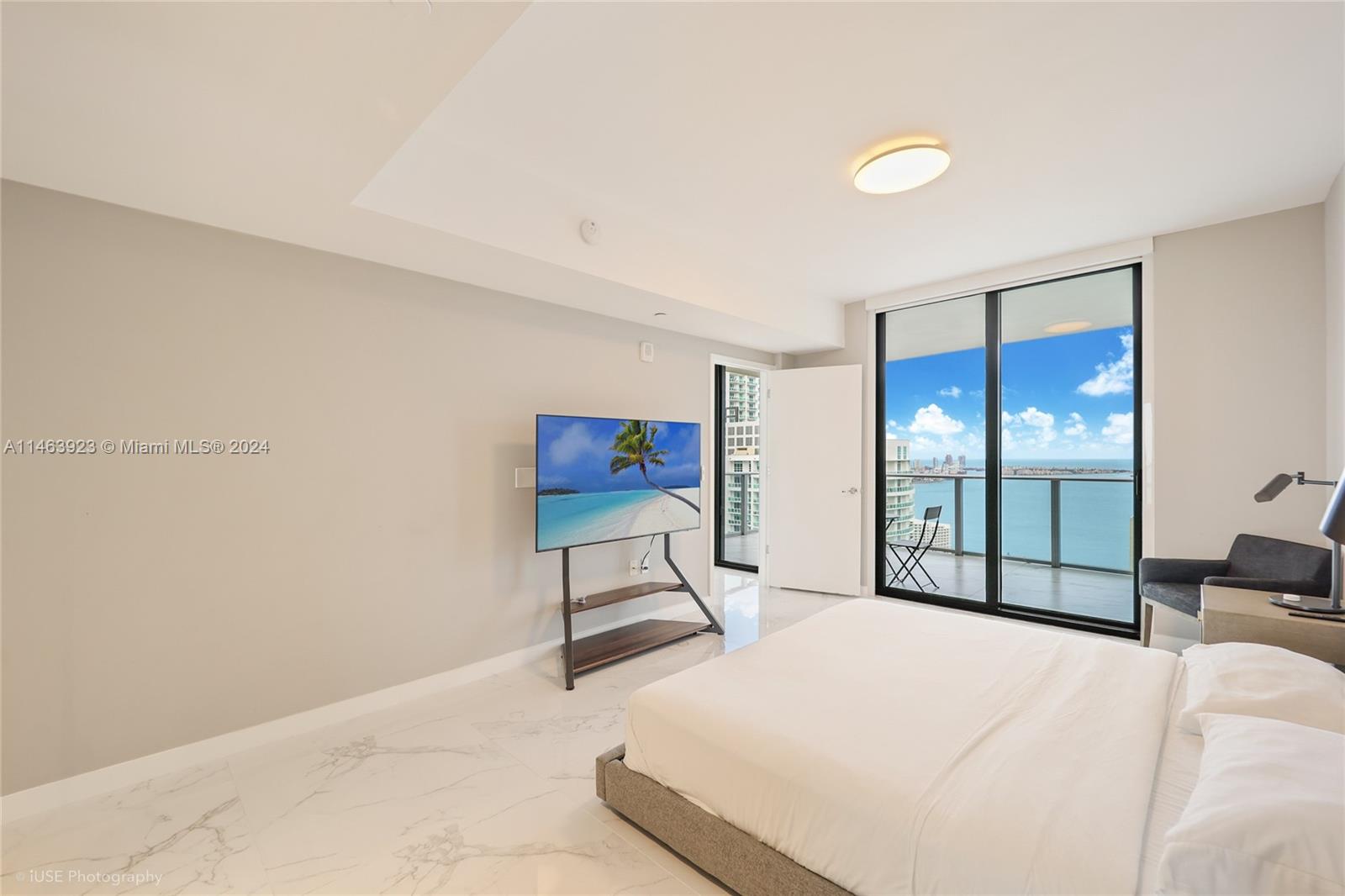 1010 Brickell Ave # 4401