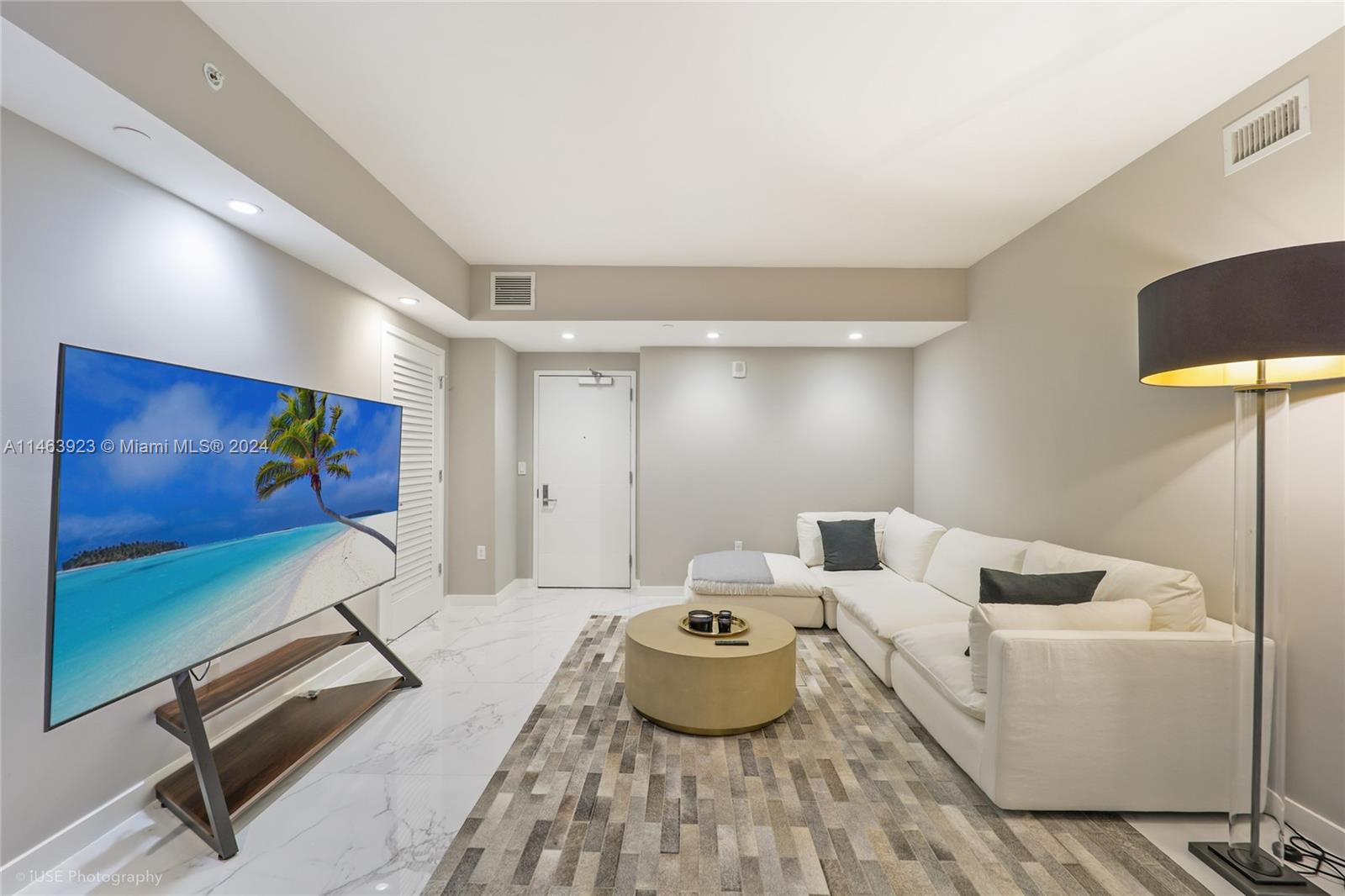 1010 Brickell Ave # 4401