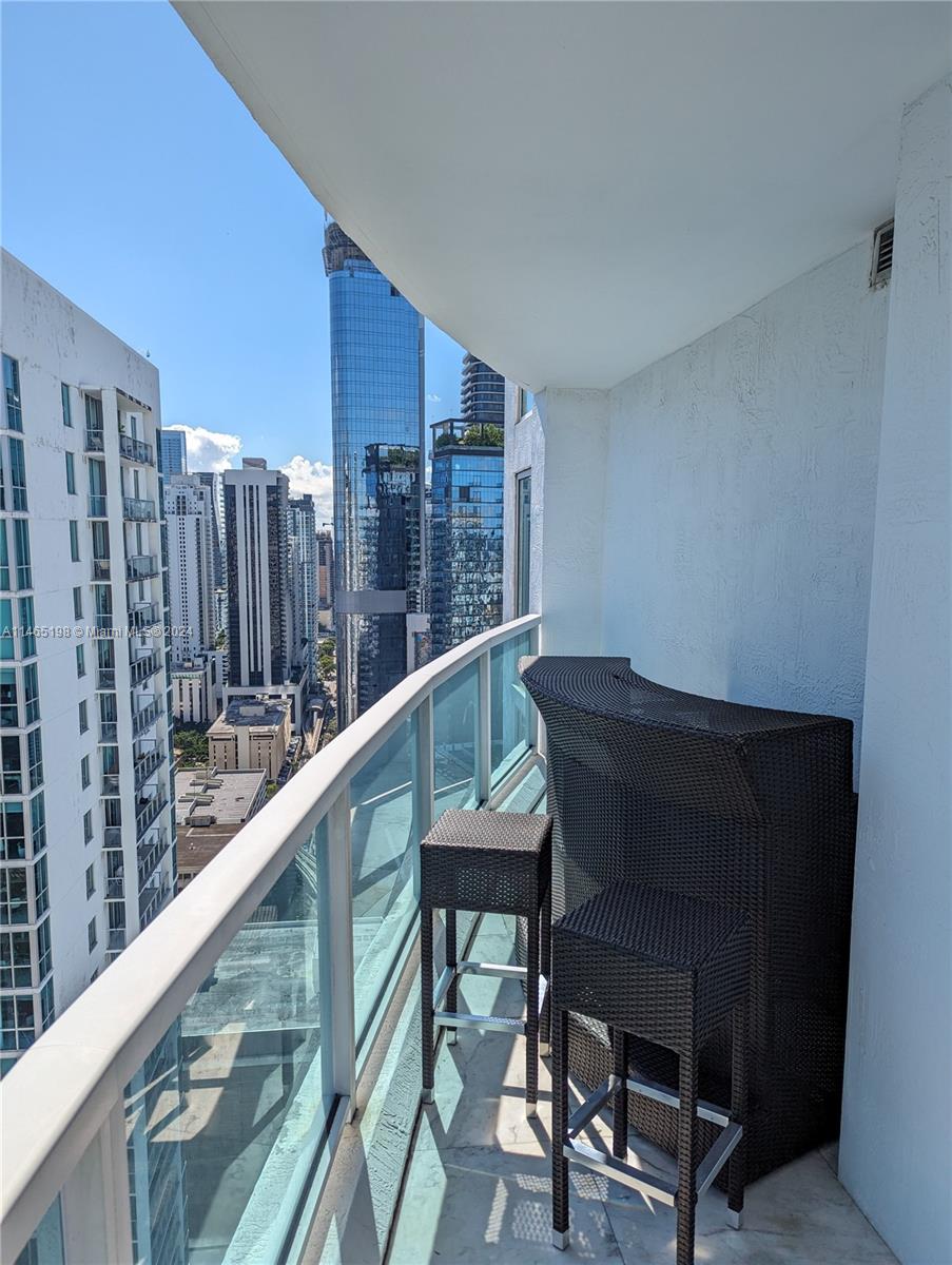 41 SE 5th St # 2302