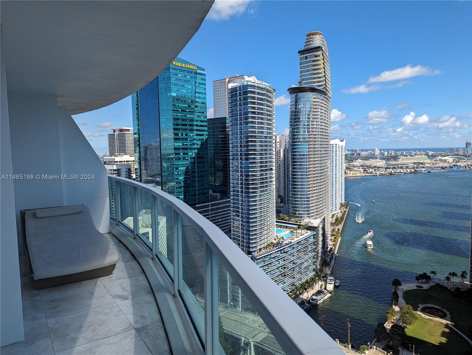 41 SE 5th St # 2302