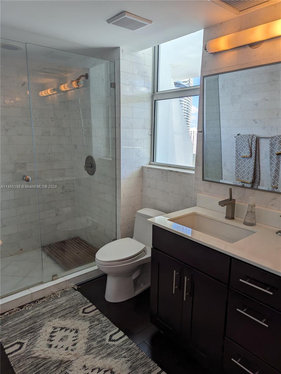 41 SE 5th St # 2302
